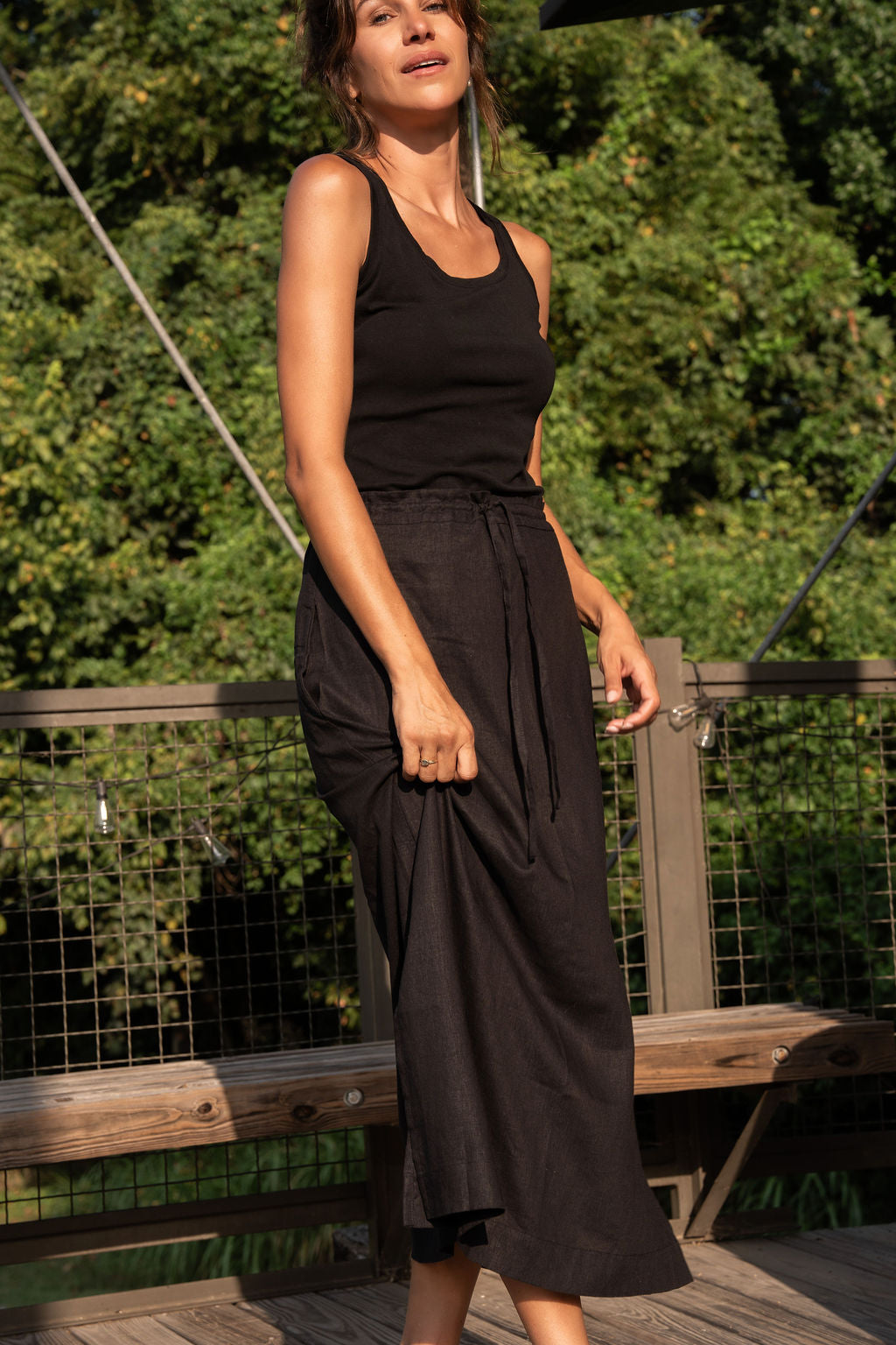 Drawstring Skirt in Black Linen