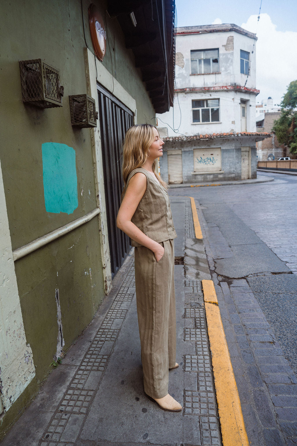Pants Set in Tan Twill