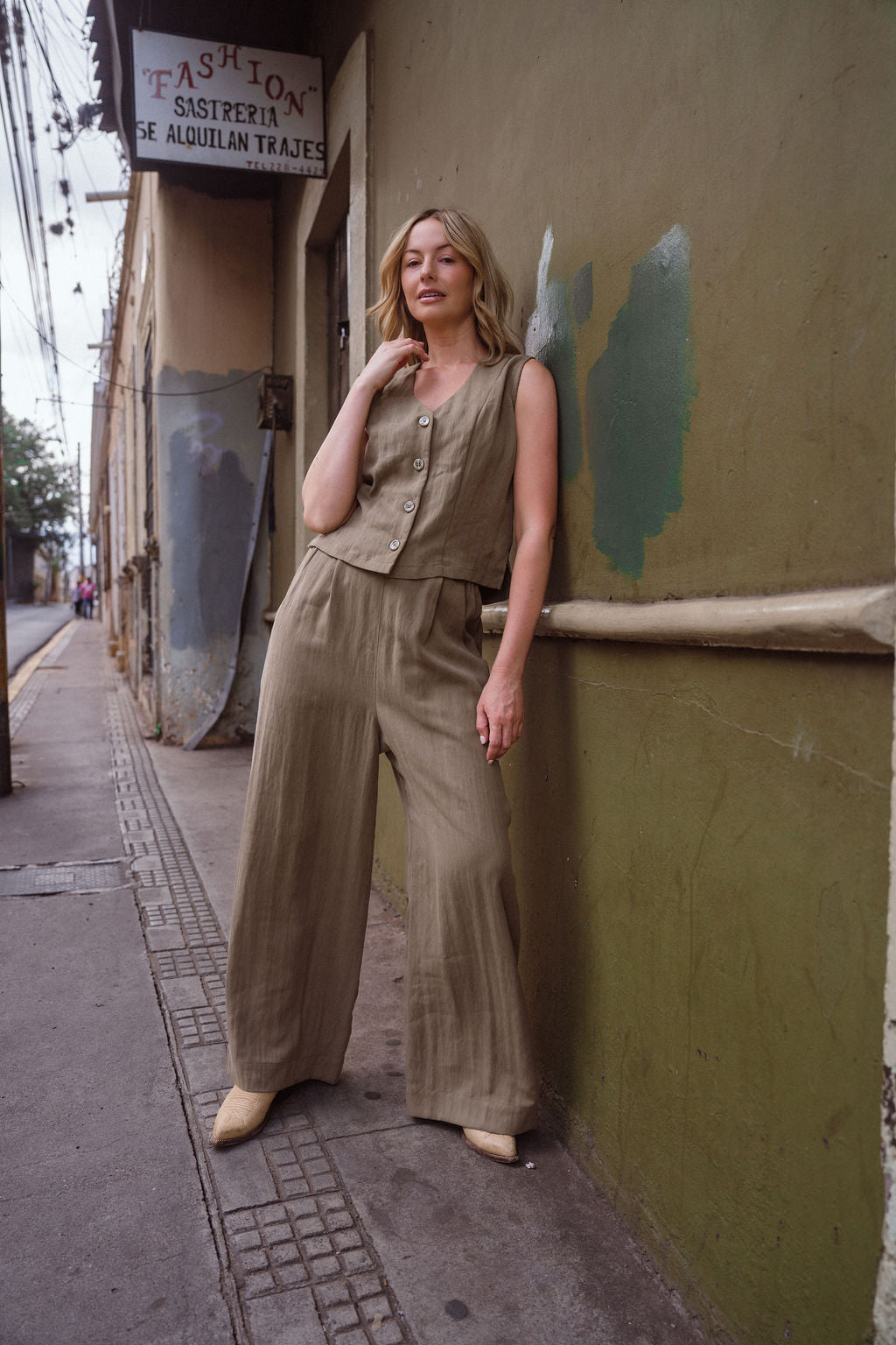 Pants Set in Tan Twill
