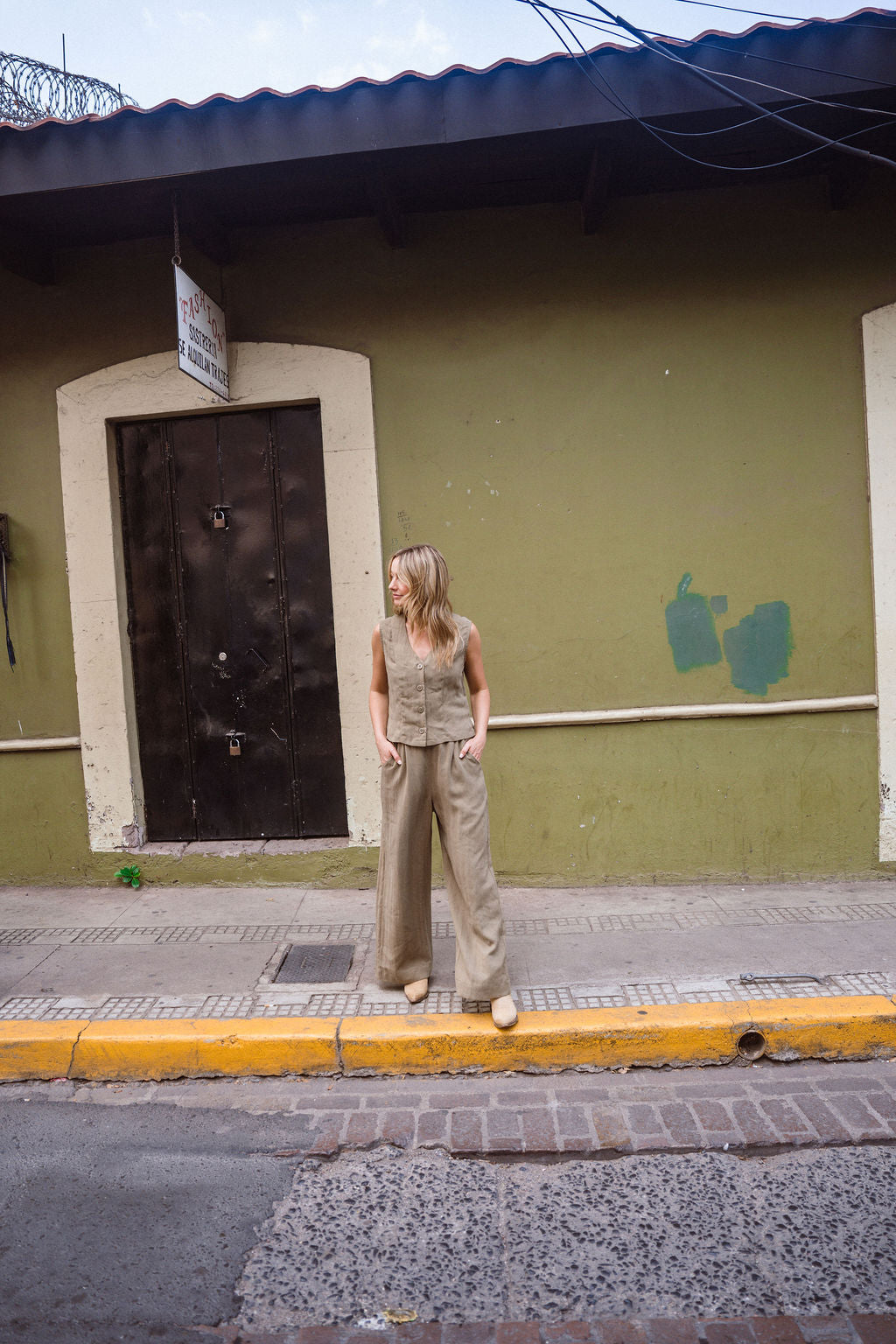 Pants Set in Tan Twill