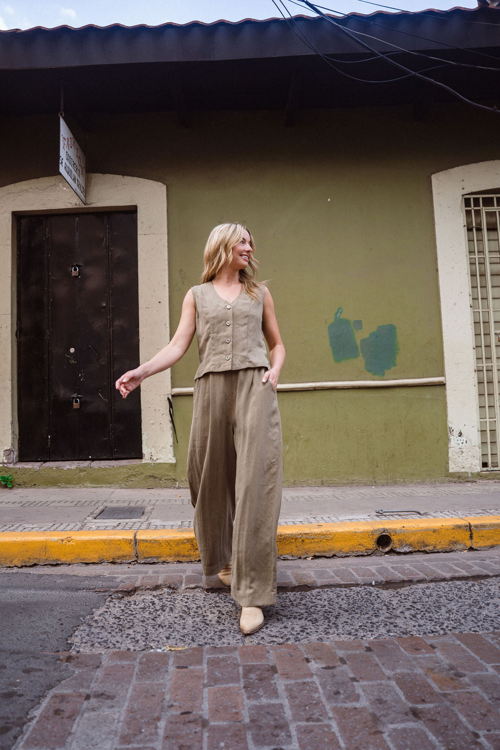 Pants Set in Tan Twill