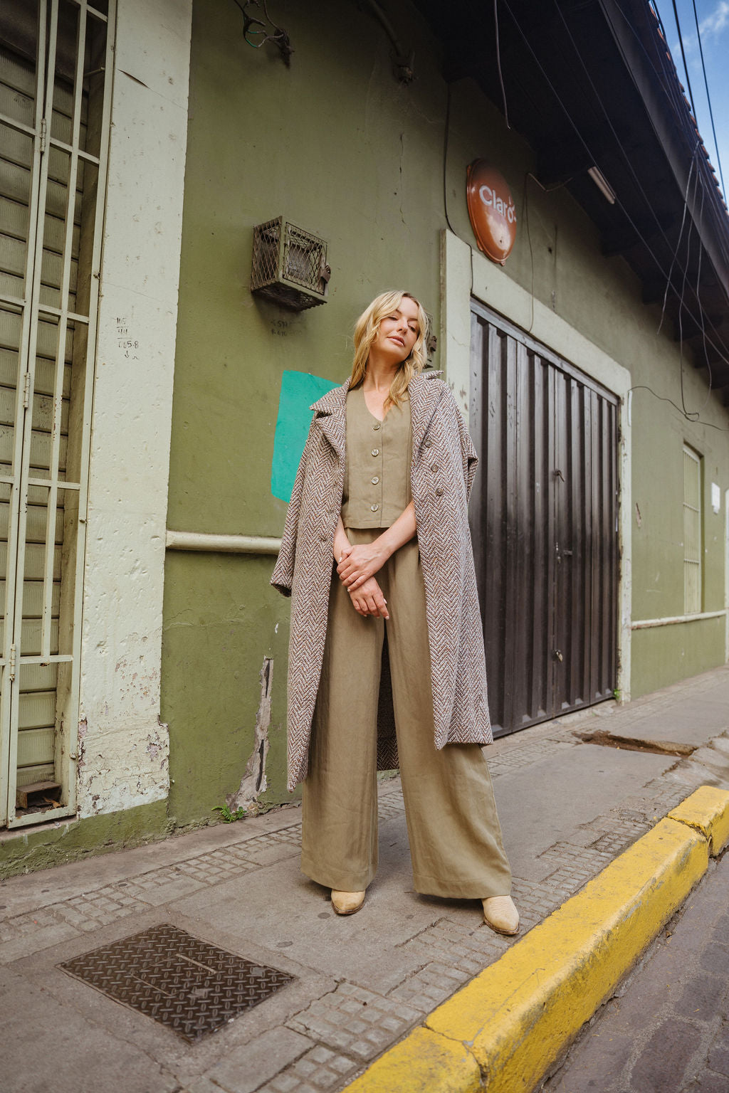 Pants Set in Tan Twill