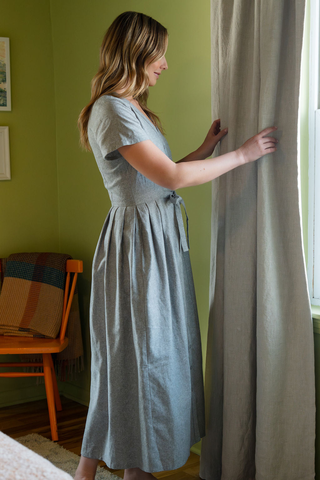 June Dress in Green/Grey Chambray - M