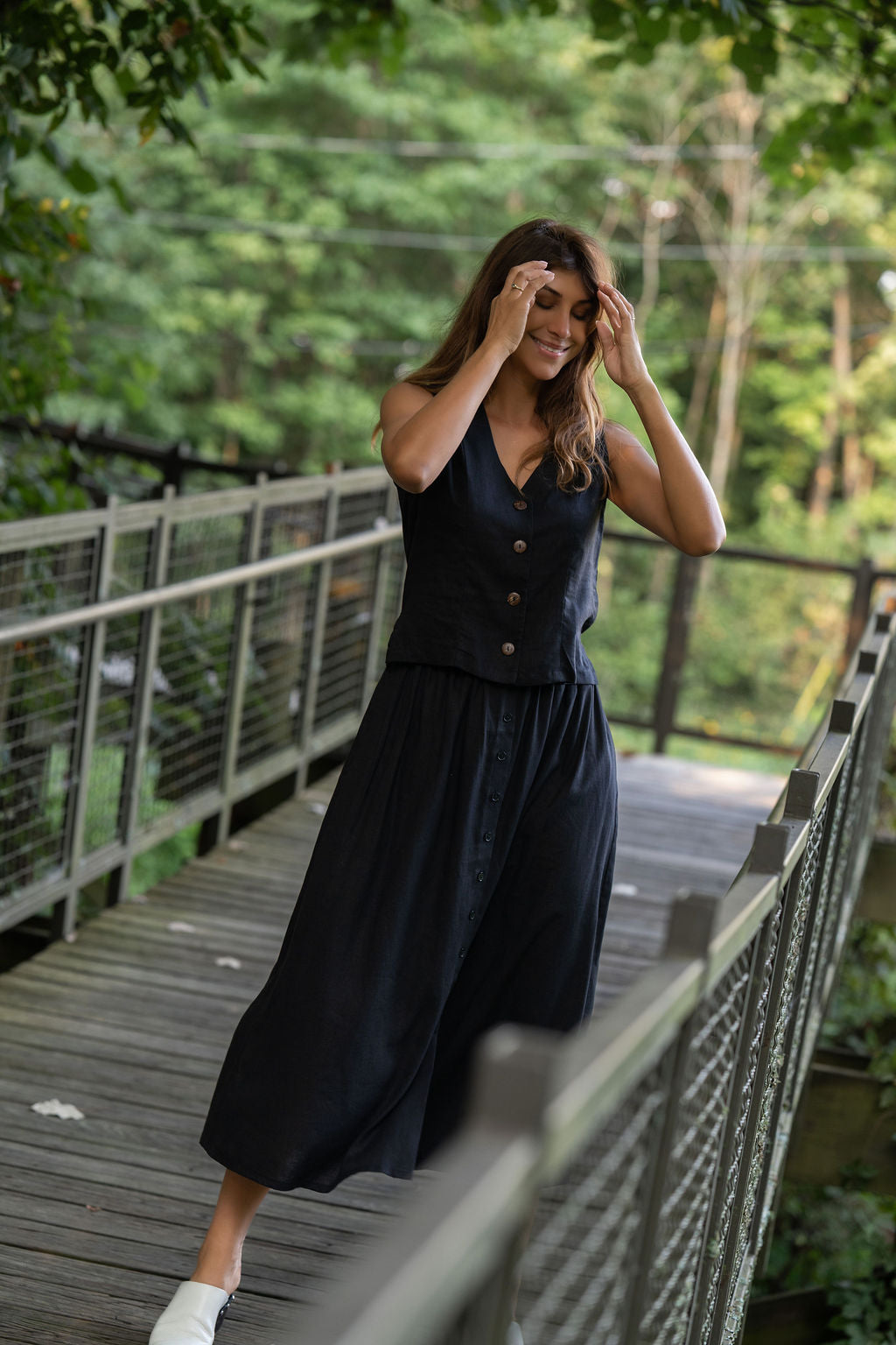 Perry Gathered Midi Skirt in Black Linen