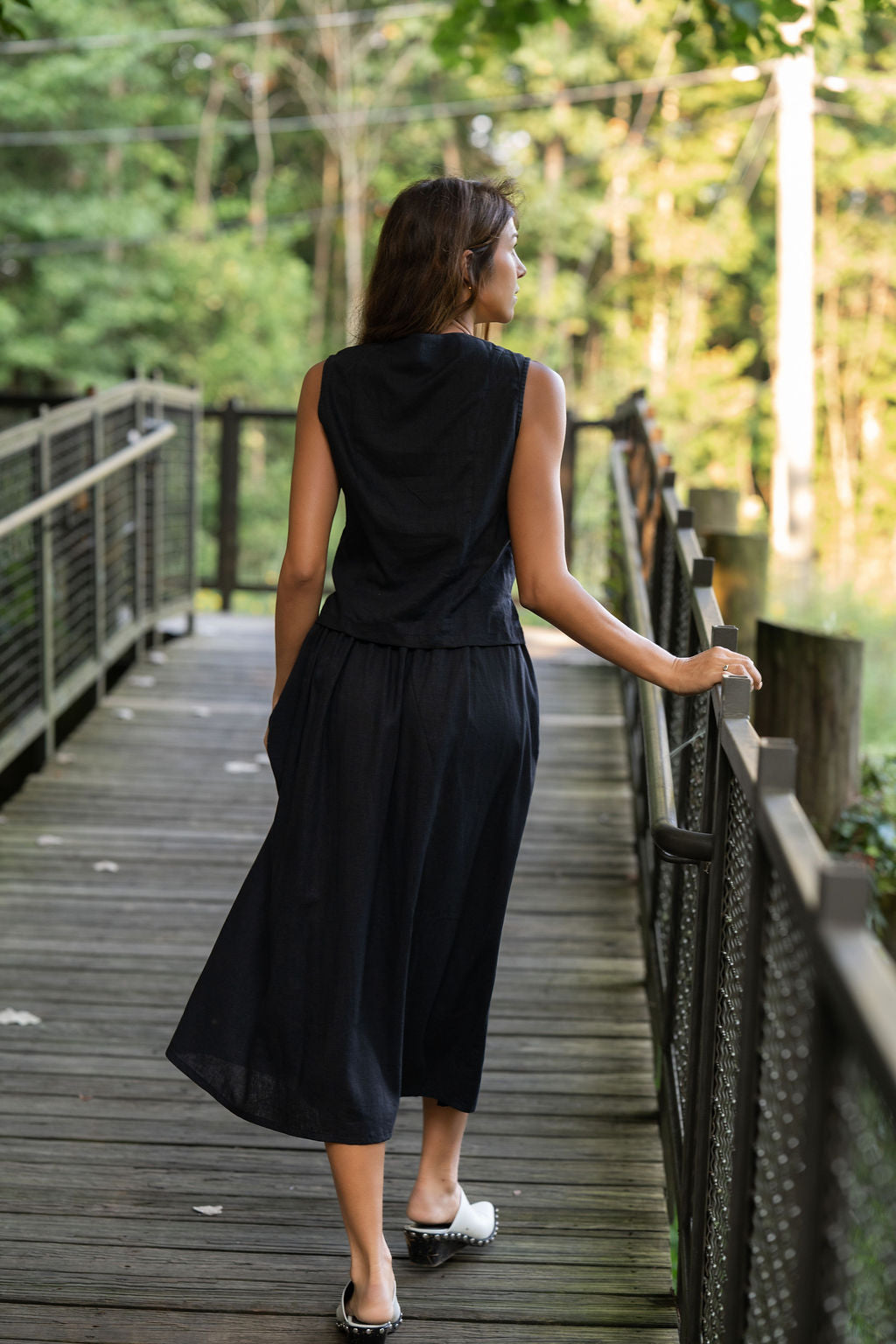 Perry Gathered Midi Skirt in Black Linen