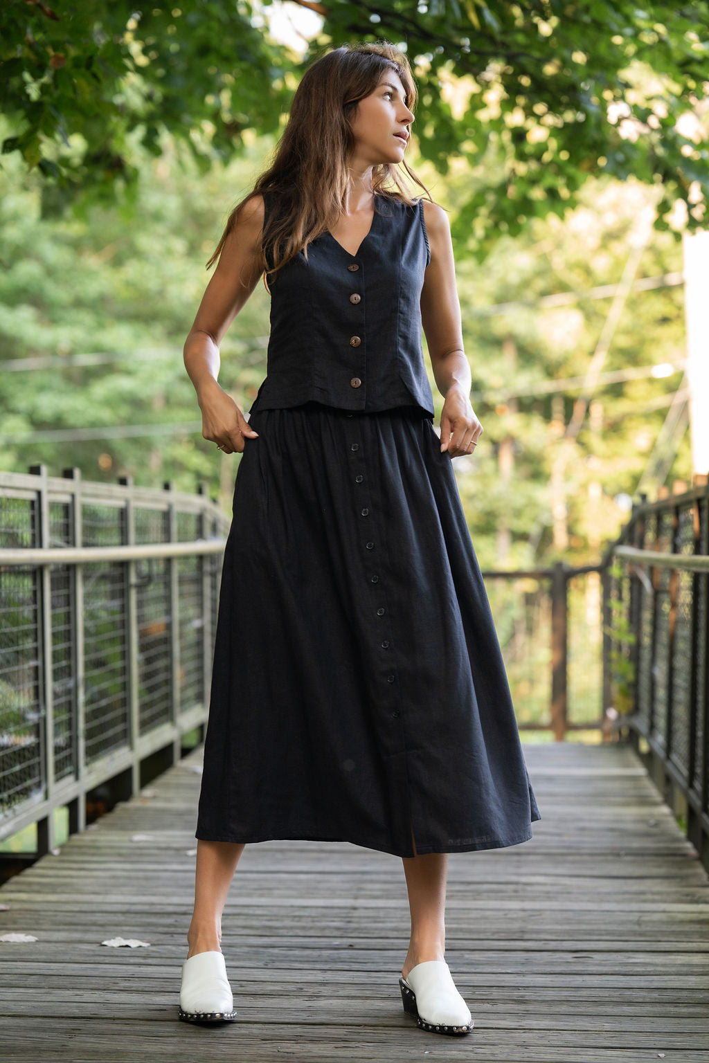 Perry Gathered Midi Skirt in Black Linen