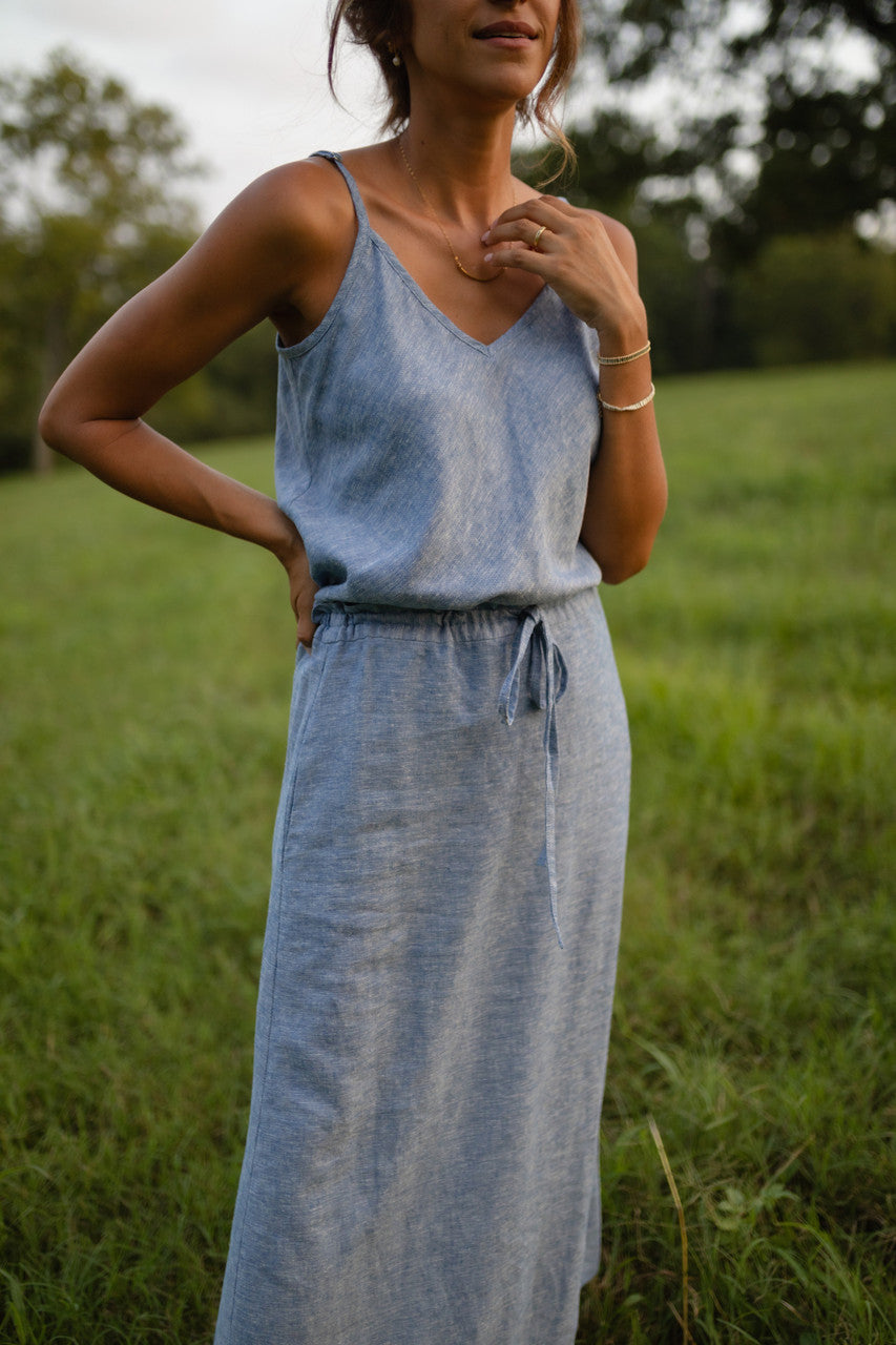 Drawstring Skirt in Black Linen