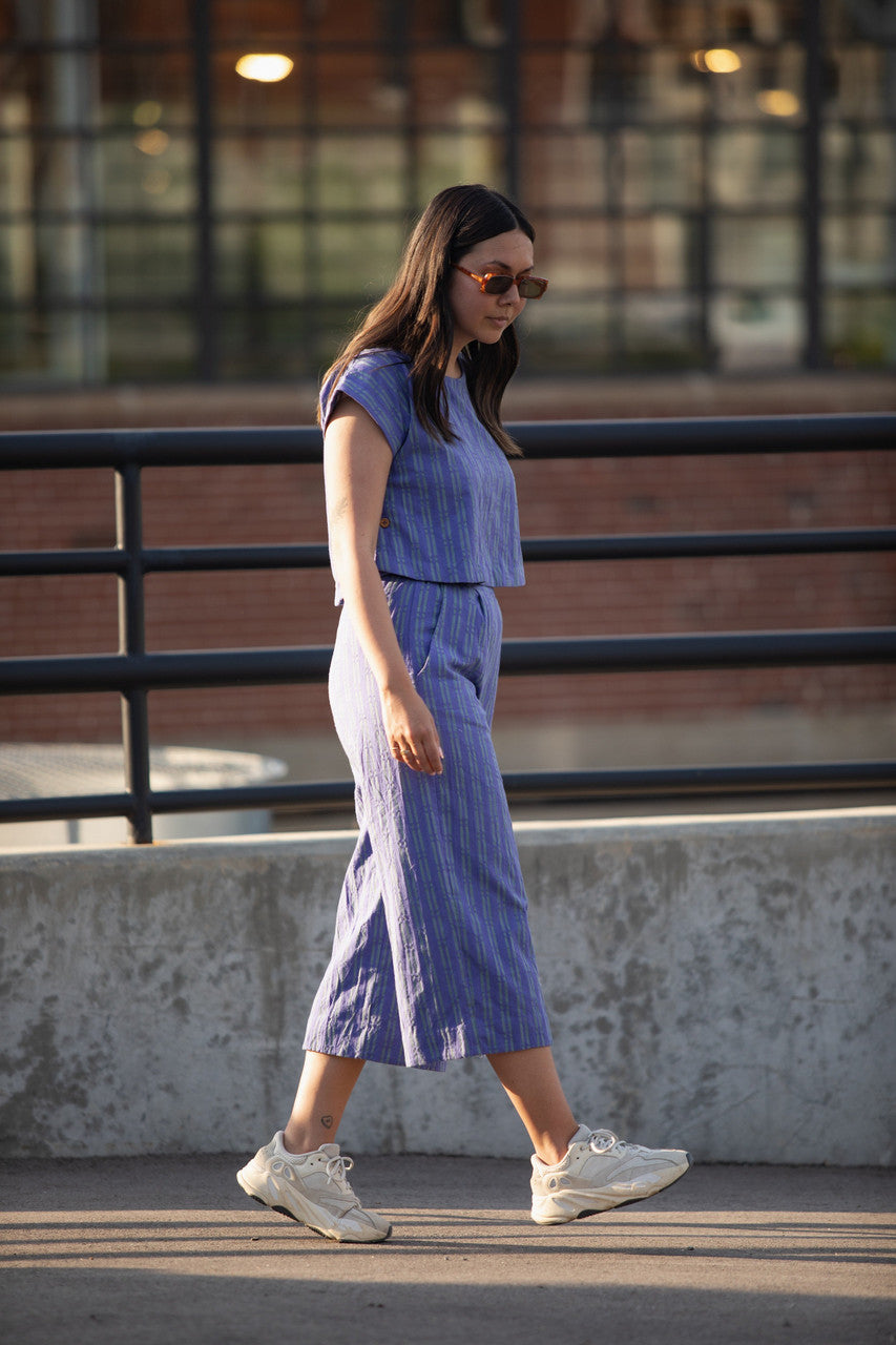 Katie Handwoven Cotton Separates - M Silver Cropped Pants