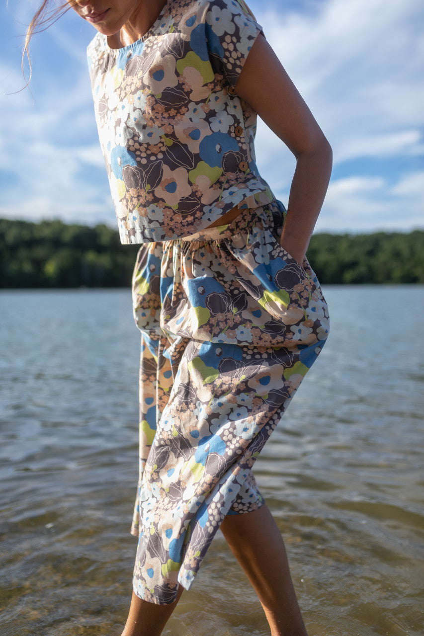 Claudia Skirt Set in Garden Print - XL Shirt Left