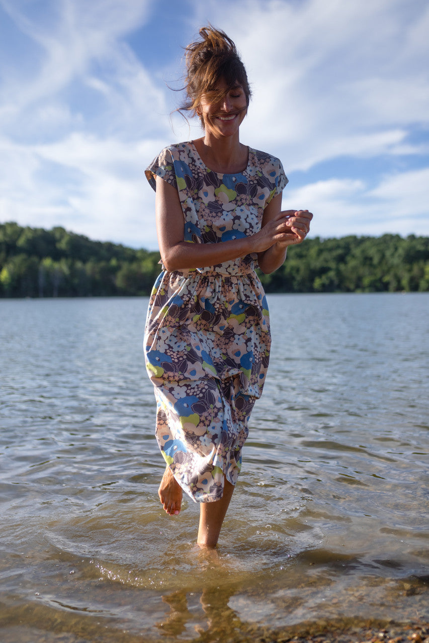 Claudia Skirt Set in Garden Print - XL Shirt Left
