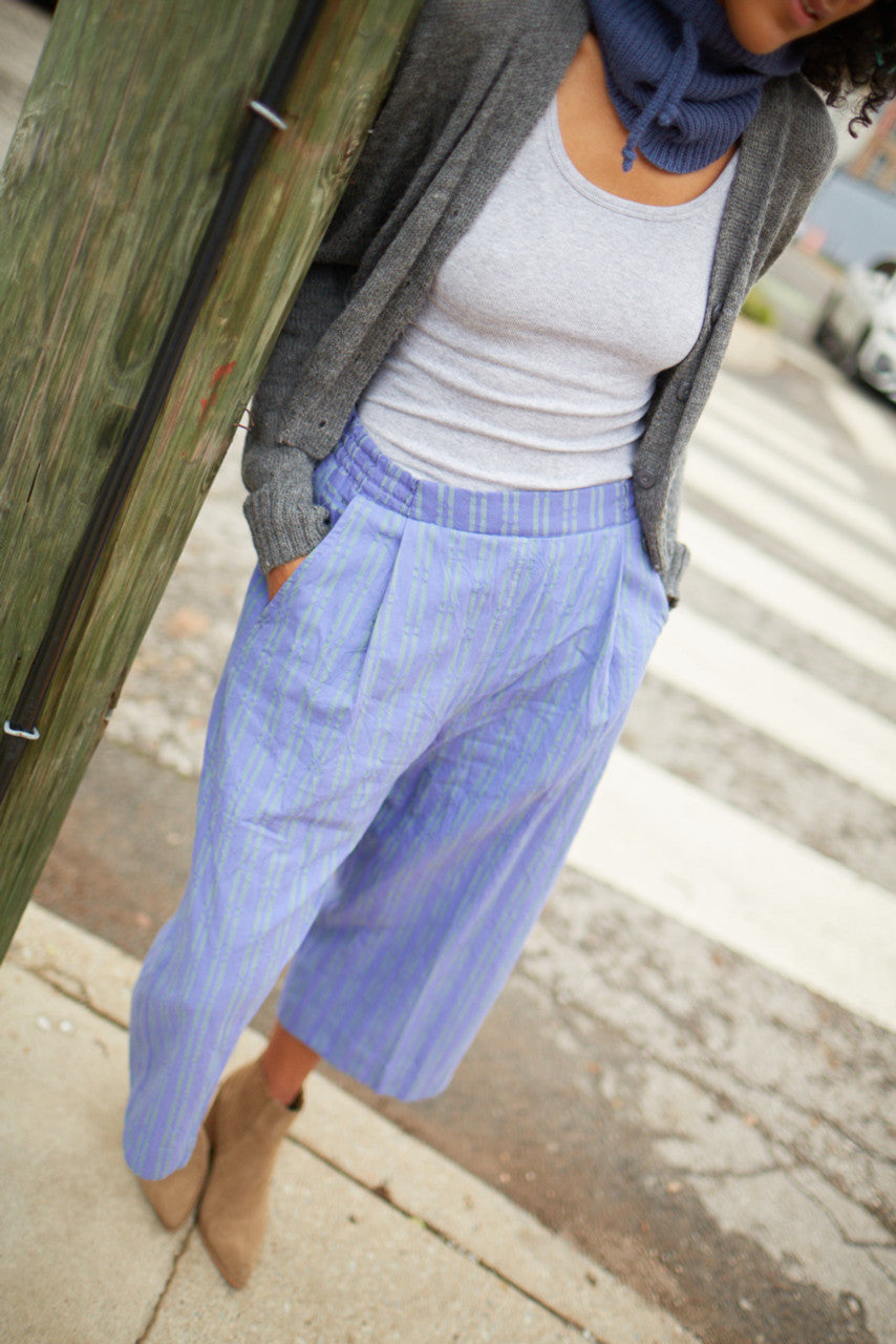 Katie Handwoven Cotton Separates - M Silver Cropped Pants
