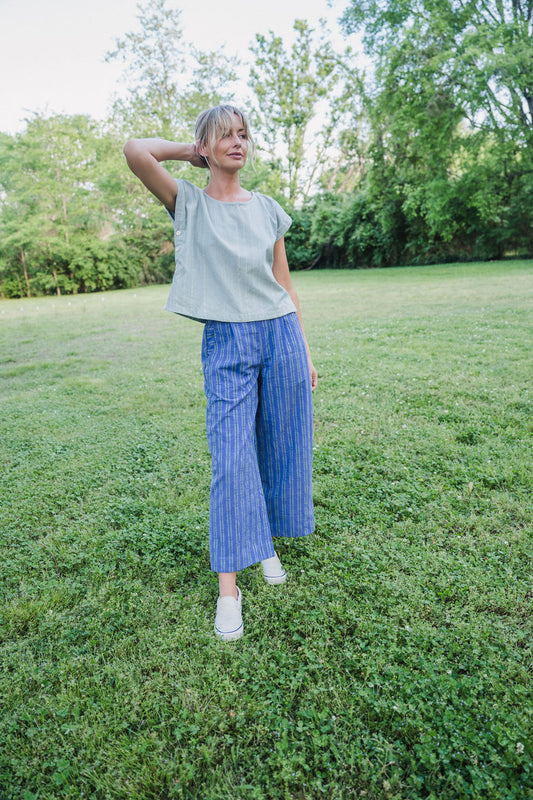 Katie Handwoven Cotton Separates - M Silver Cropped Pants