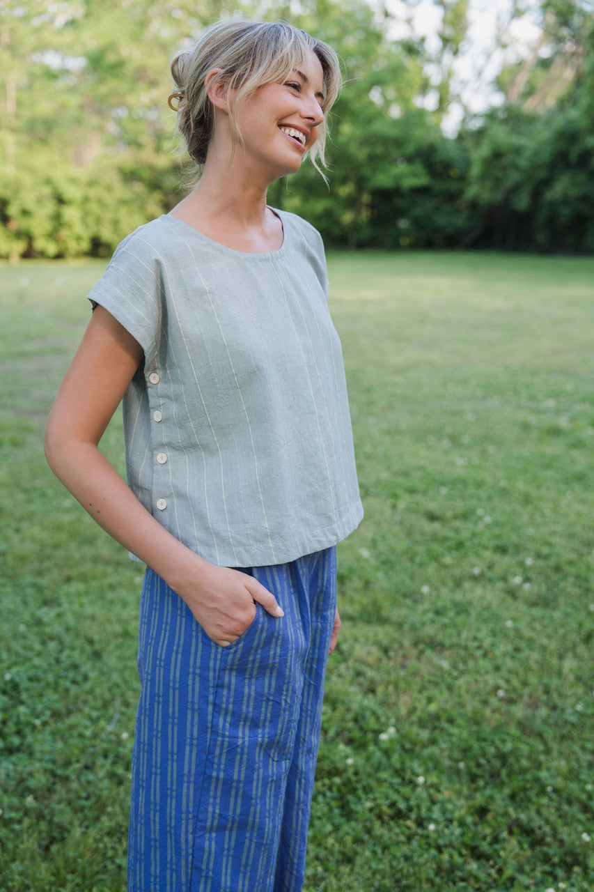 Katie Handwoven Cotton Separates - M Silver Cropped Pants