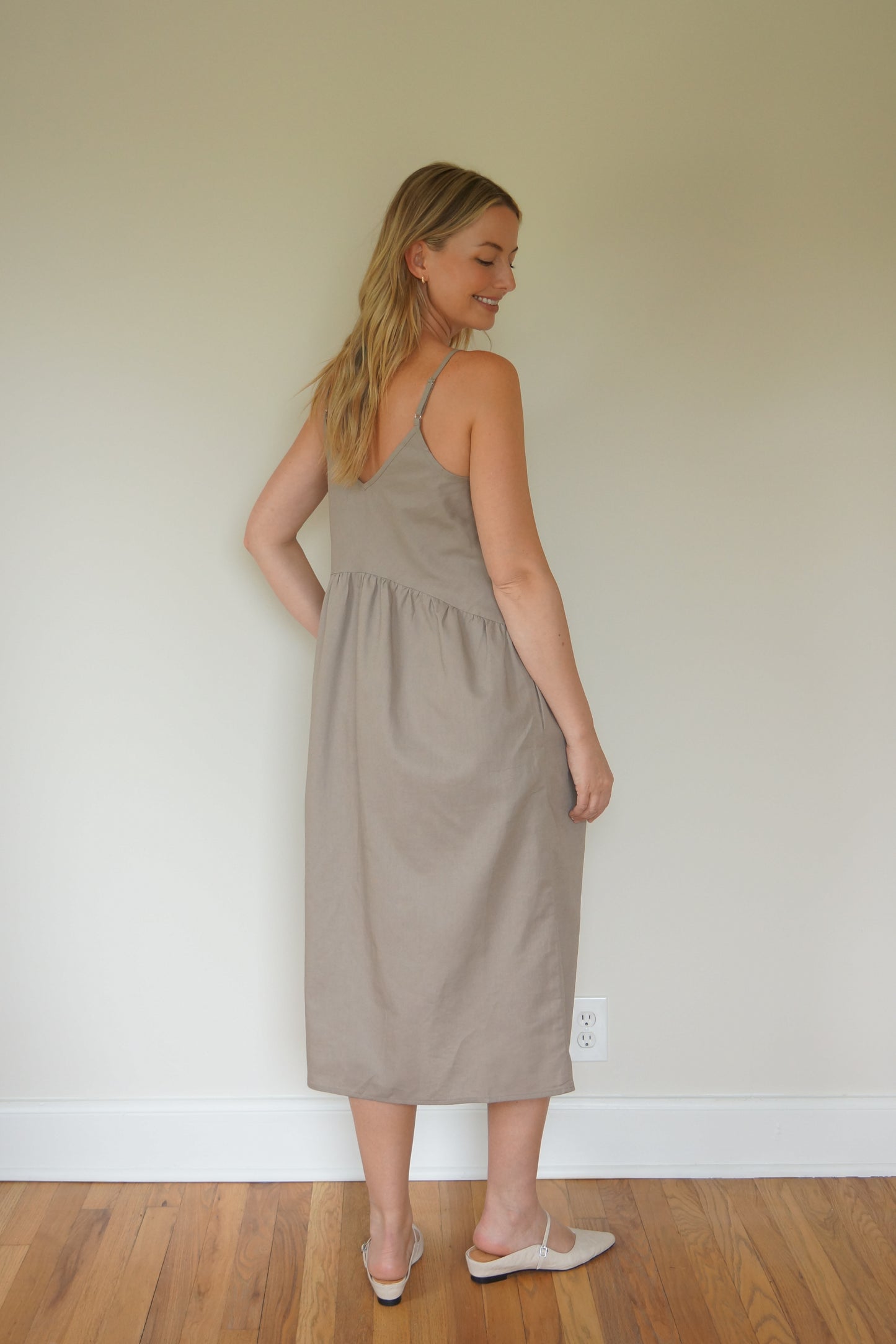 Faro Dress in Rose Mauve Linen