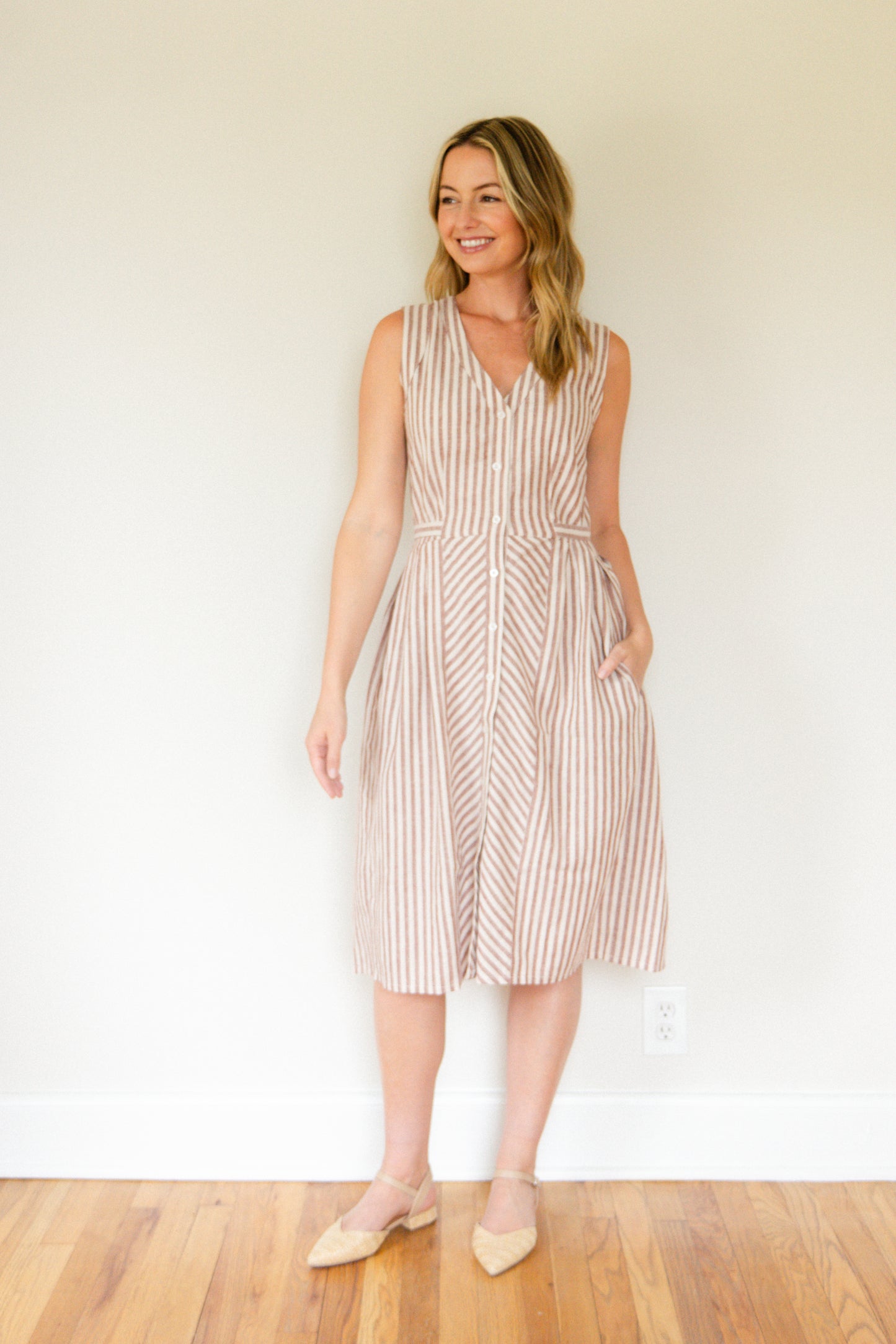 June Dress Sleeveless in Red and White Striped Linen
