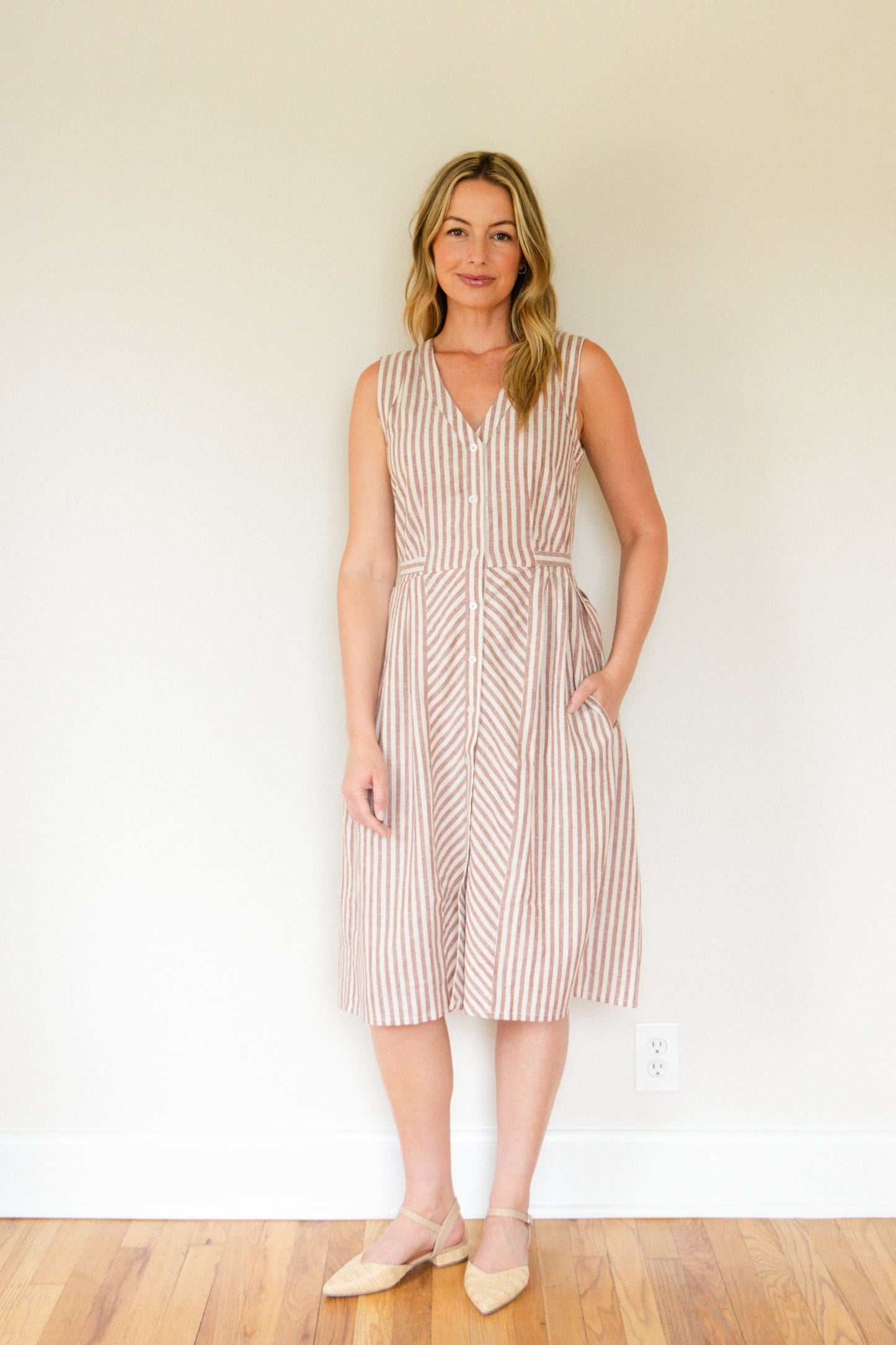 June Dress Sleeveless in Red and White Striped Linen