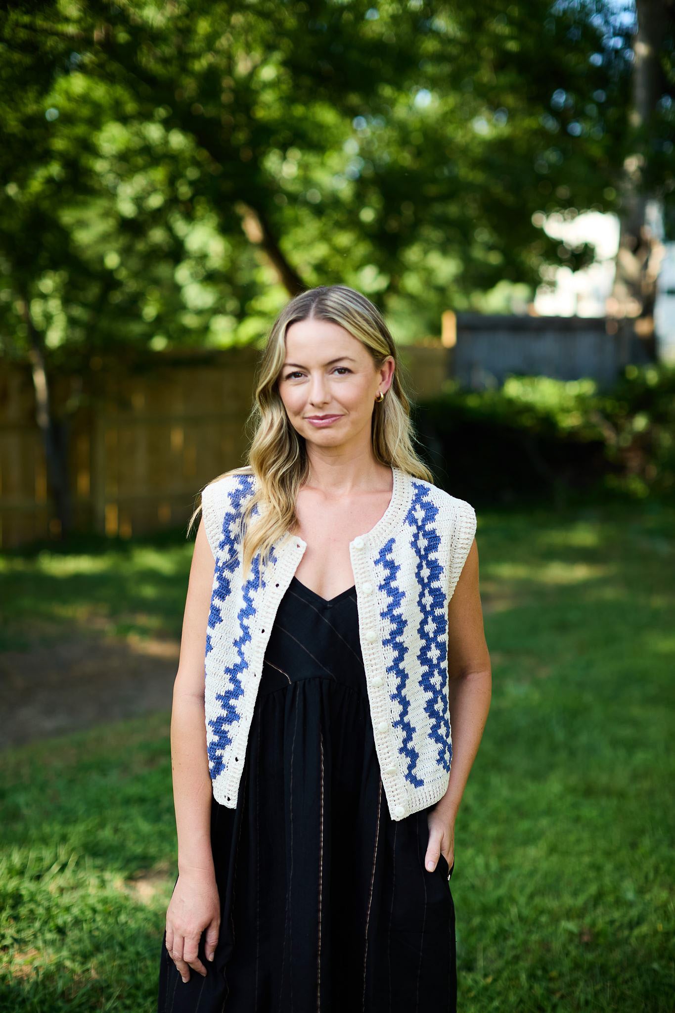 Martha Hand Knit Cotton Vest in Cream and Cobalt