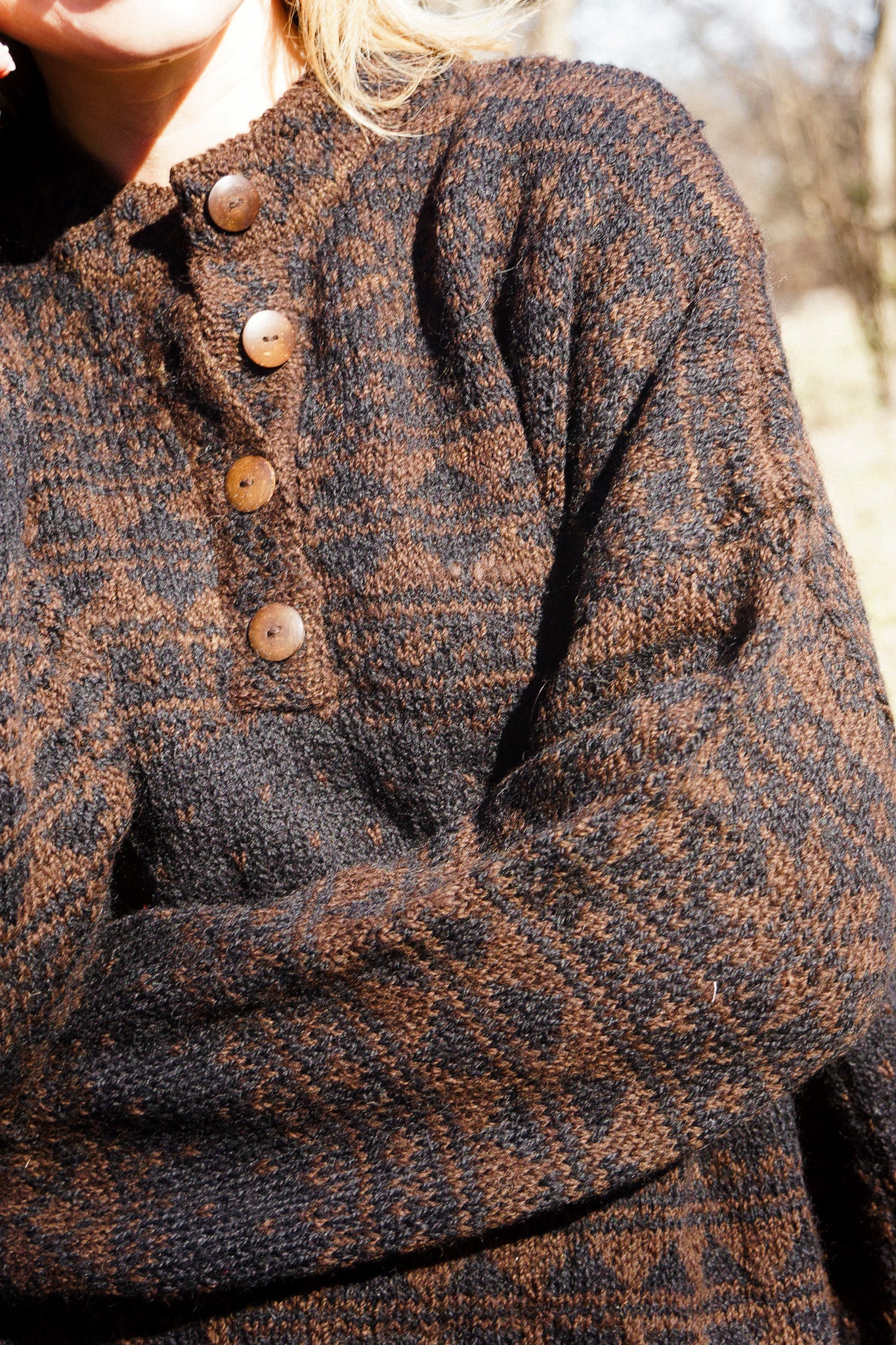 Imogene Oversized Wool Henley in Snowflake Print