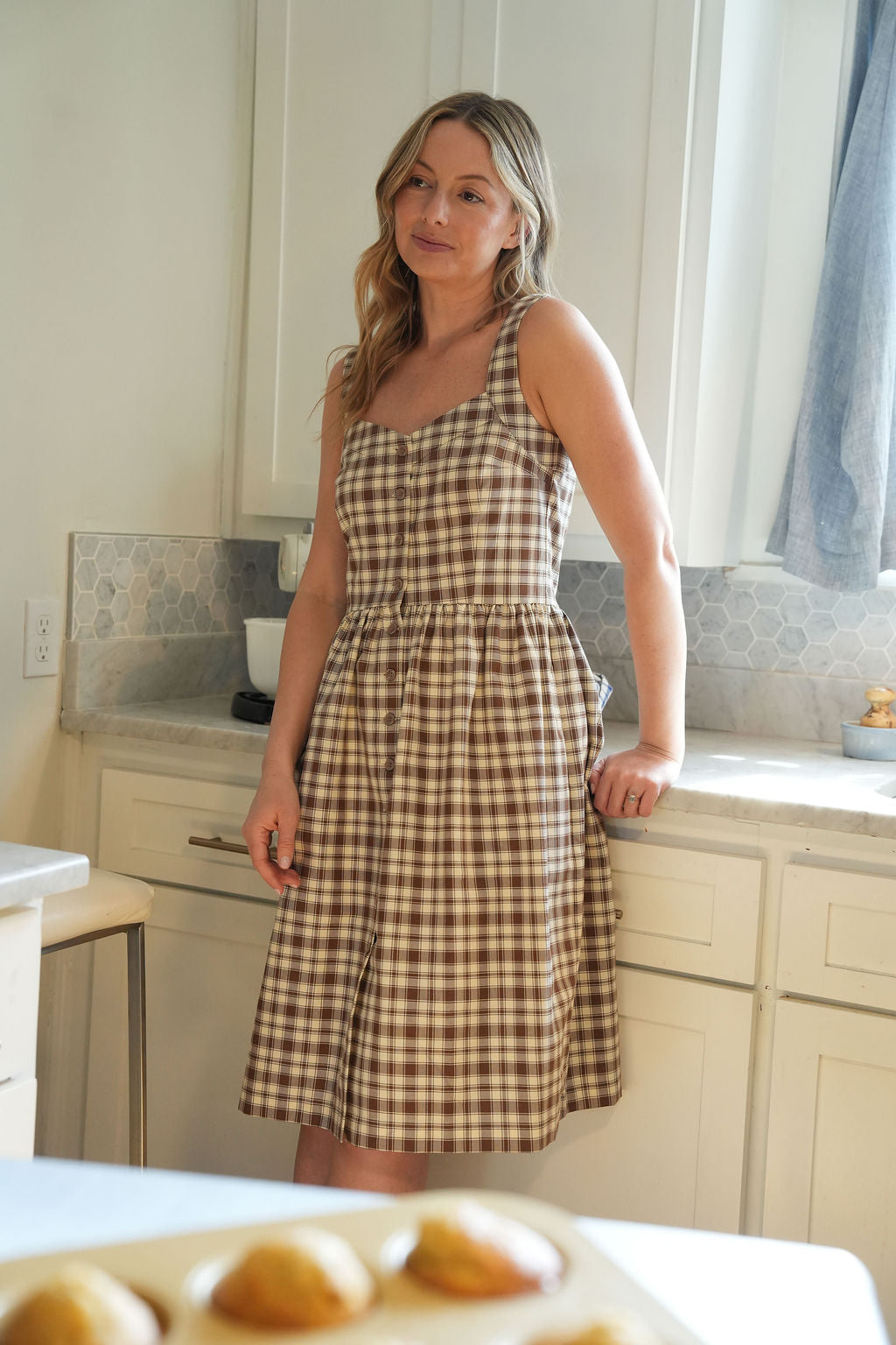 Mia Linen Dress in Brown and Cream Cotton - S and XL Left