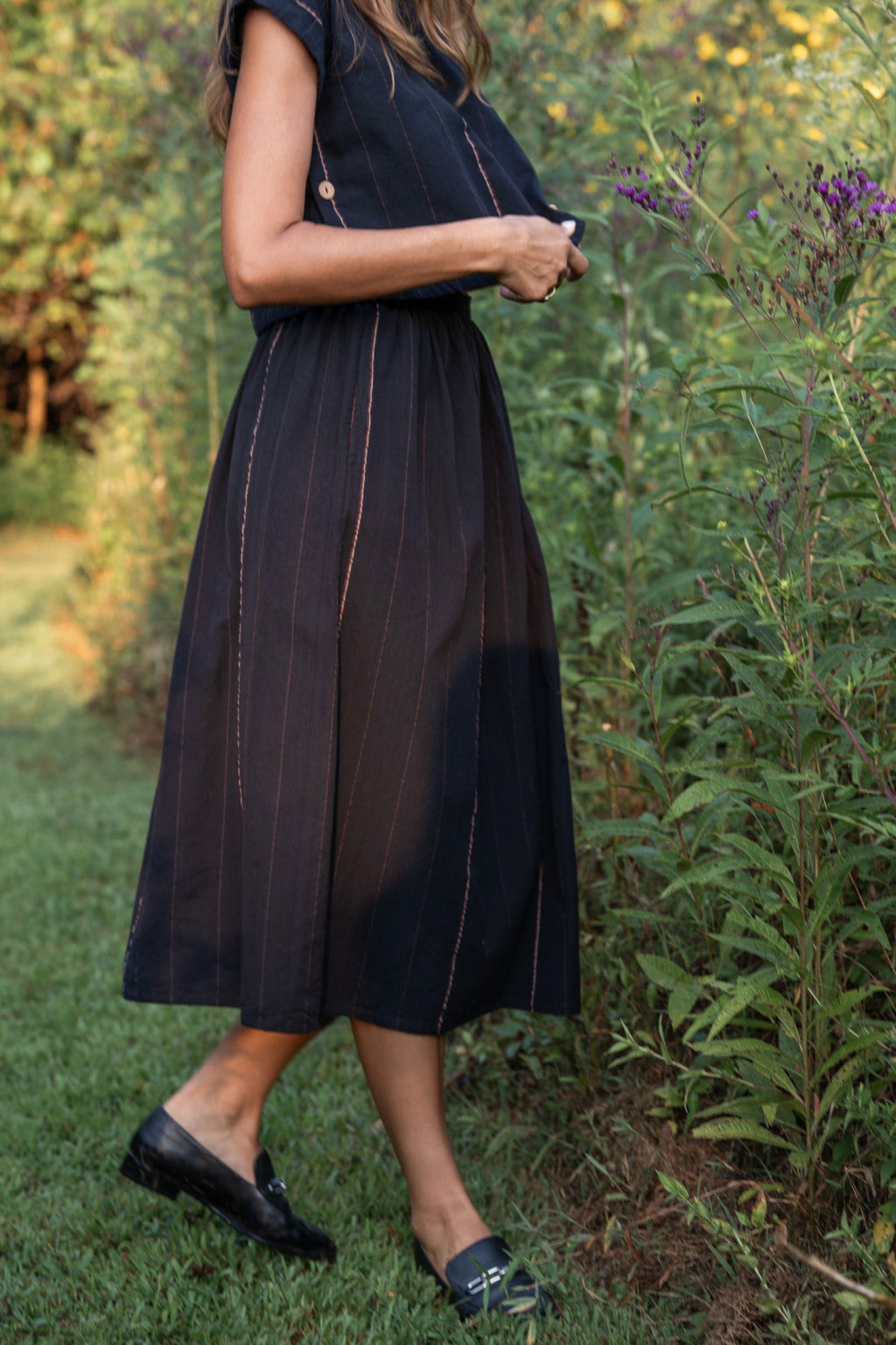 Perry Gathered Midi Skirt in Black Handwoven Cotton