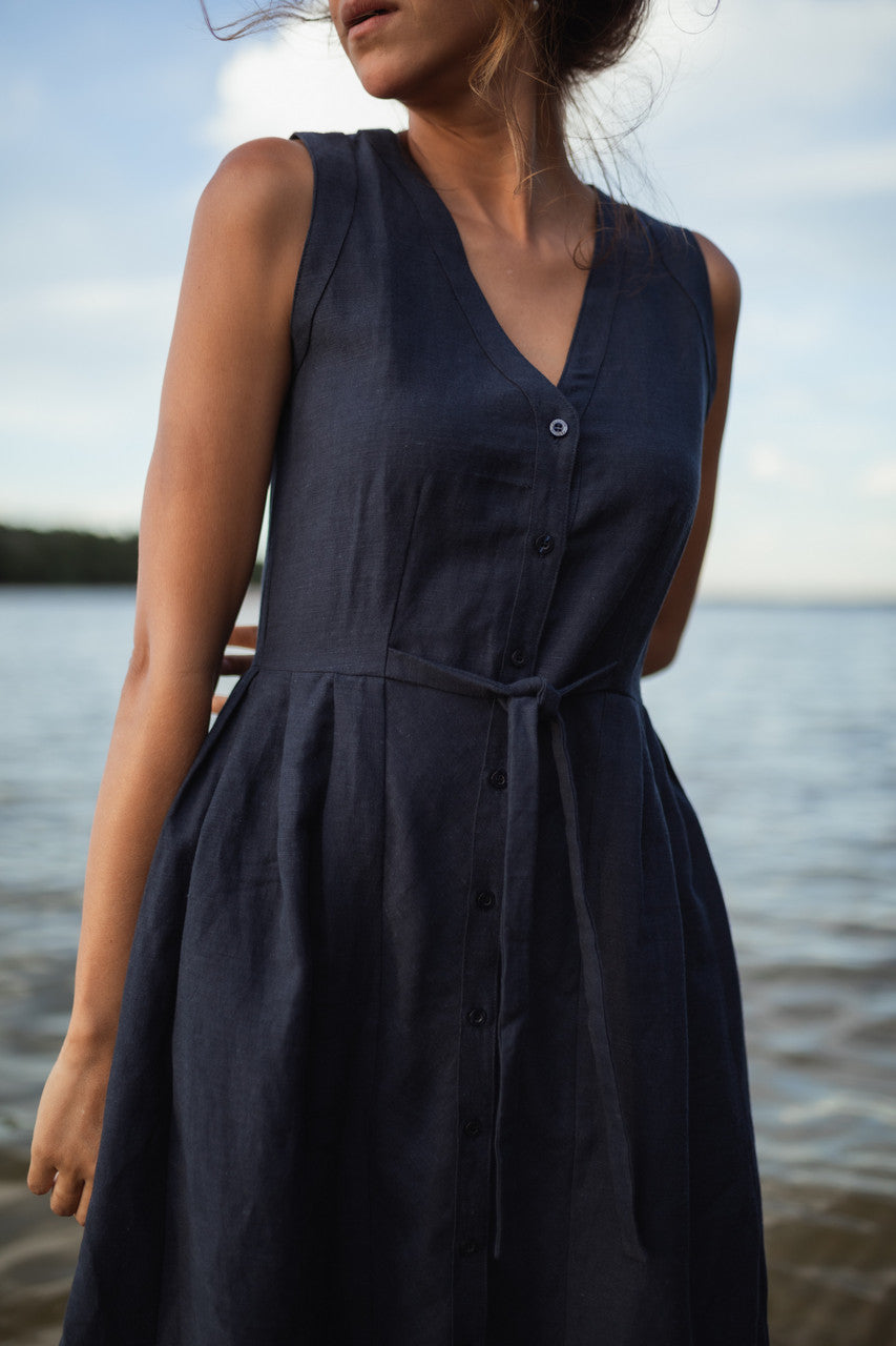 June Dress Sleeveless in Navy Linen - XL