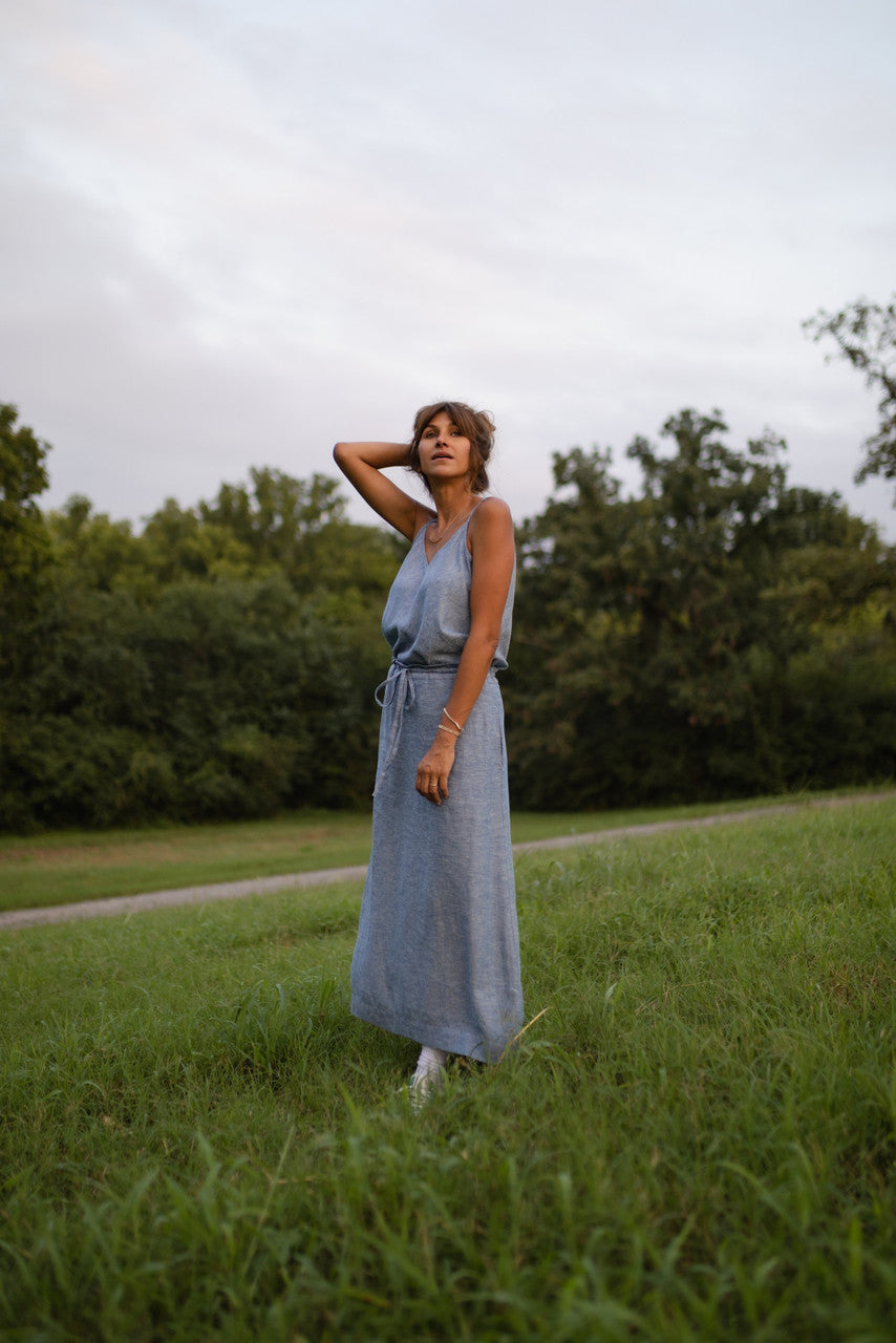 Linen Tank in Light Blue Linen - M