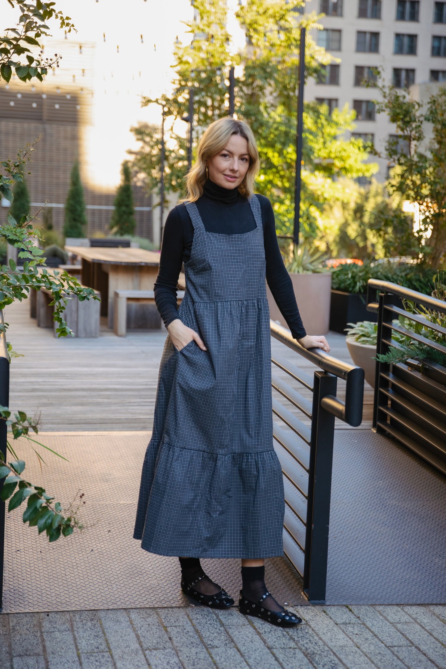 Long Lena Tiered Linen Dress in Navy Plaid