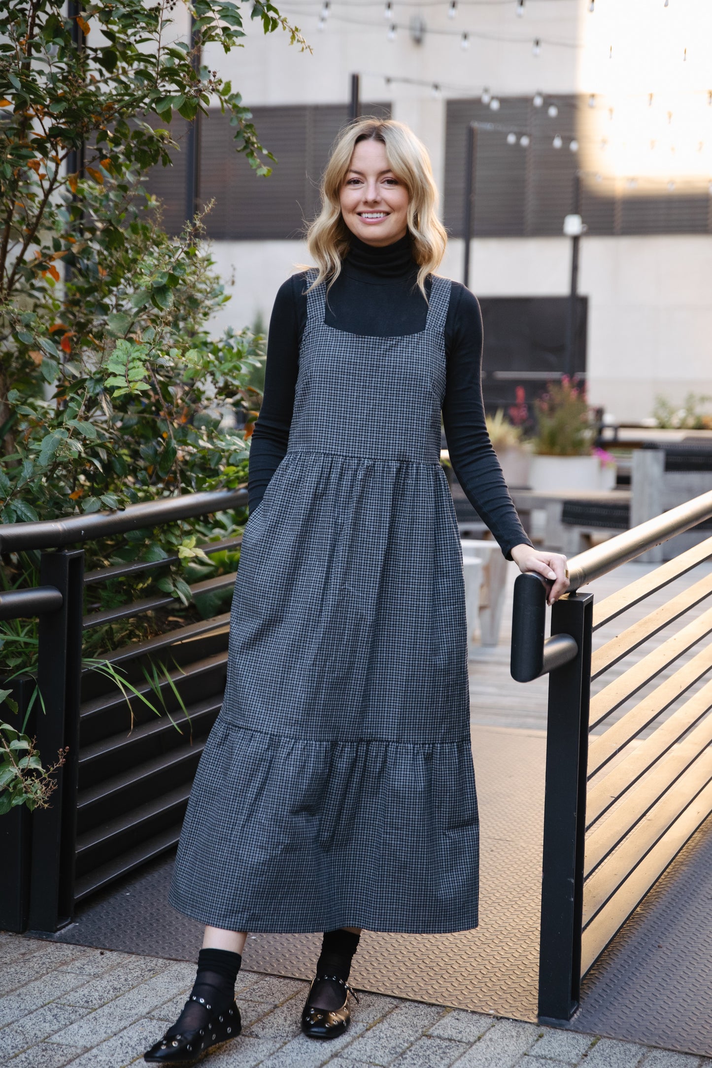 Long Lena Tiered Linen Dress in Navy Plaid