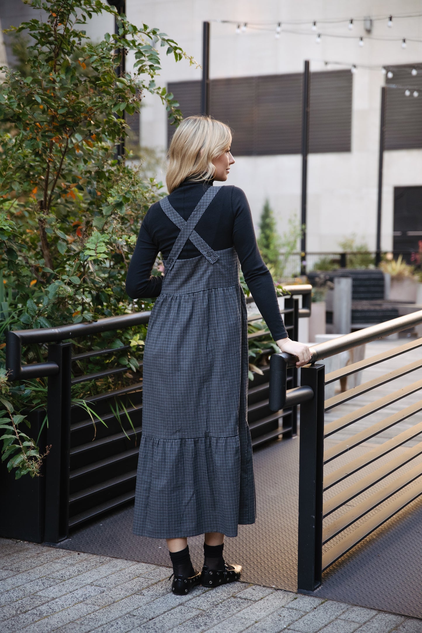 Long Lena Tiered Linen Dress in Navy Plaid