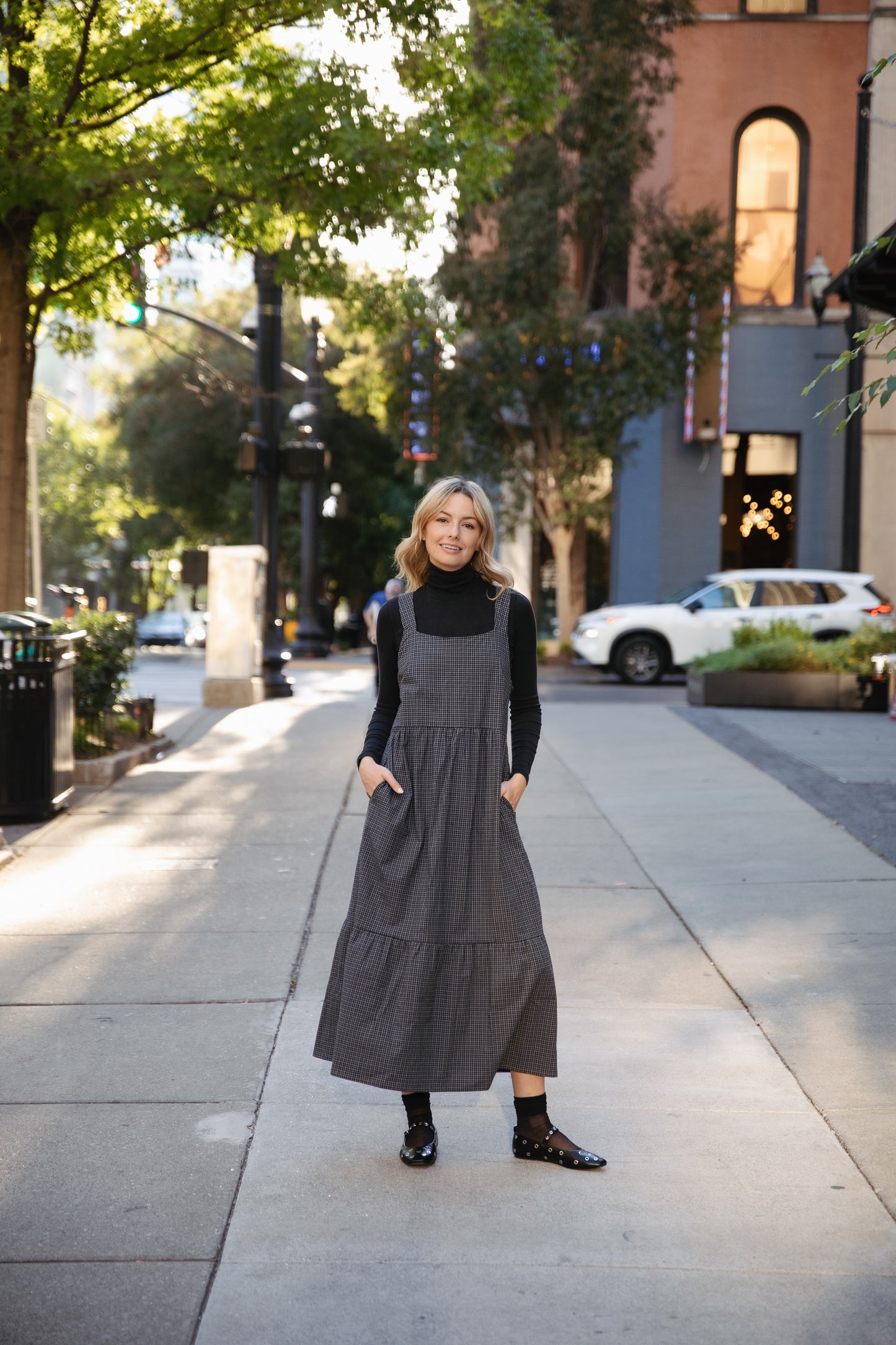 Long Lena Tiered Linen Dress in Navy Plaid