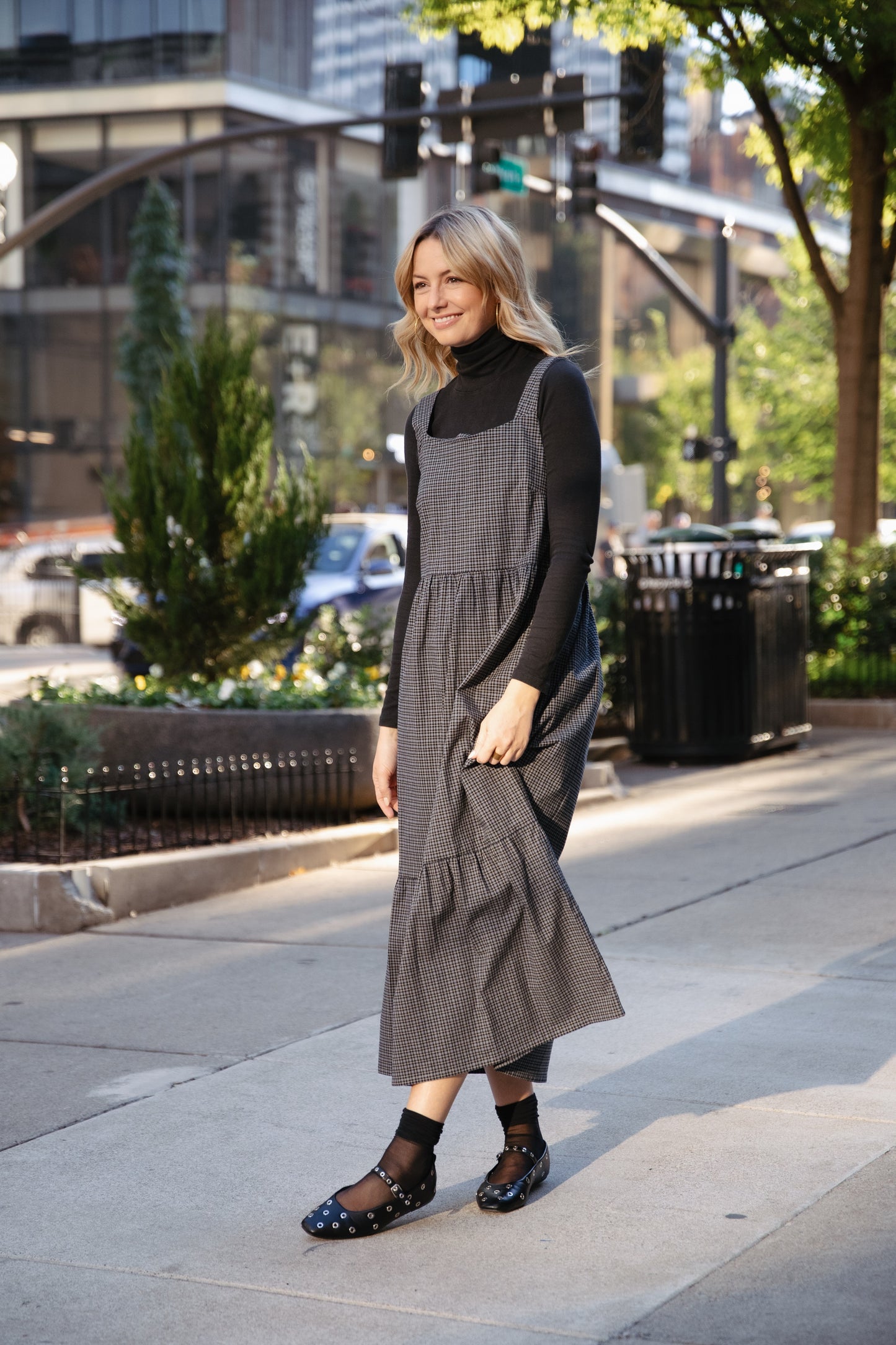 Long Lena Tiered Linen Dress in Navy Plaid