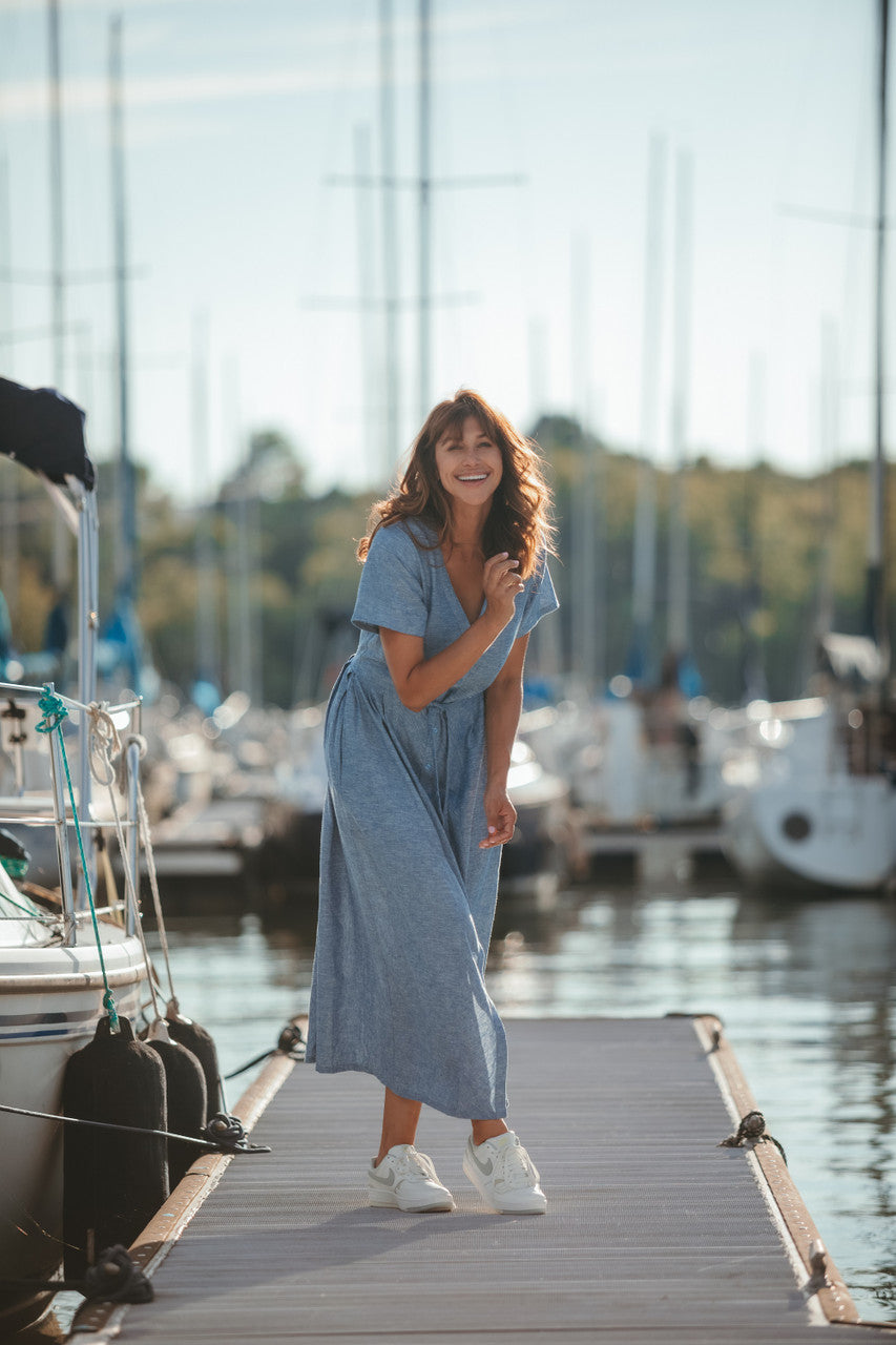 June Dress in Light Blue Linen/Cotton