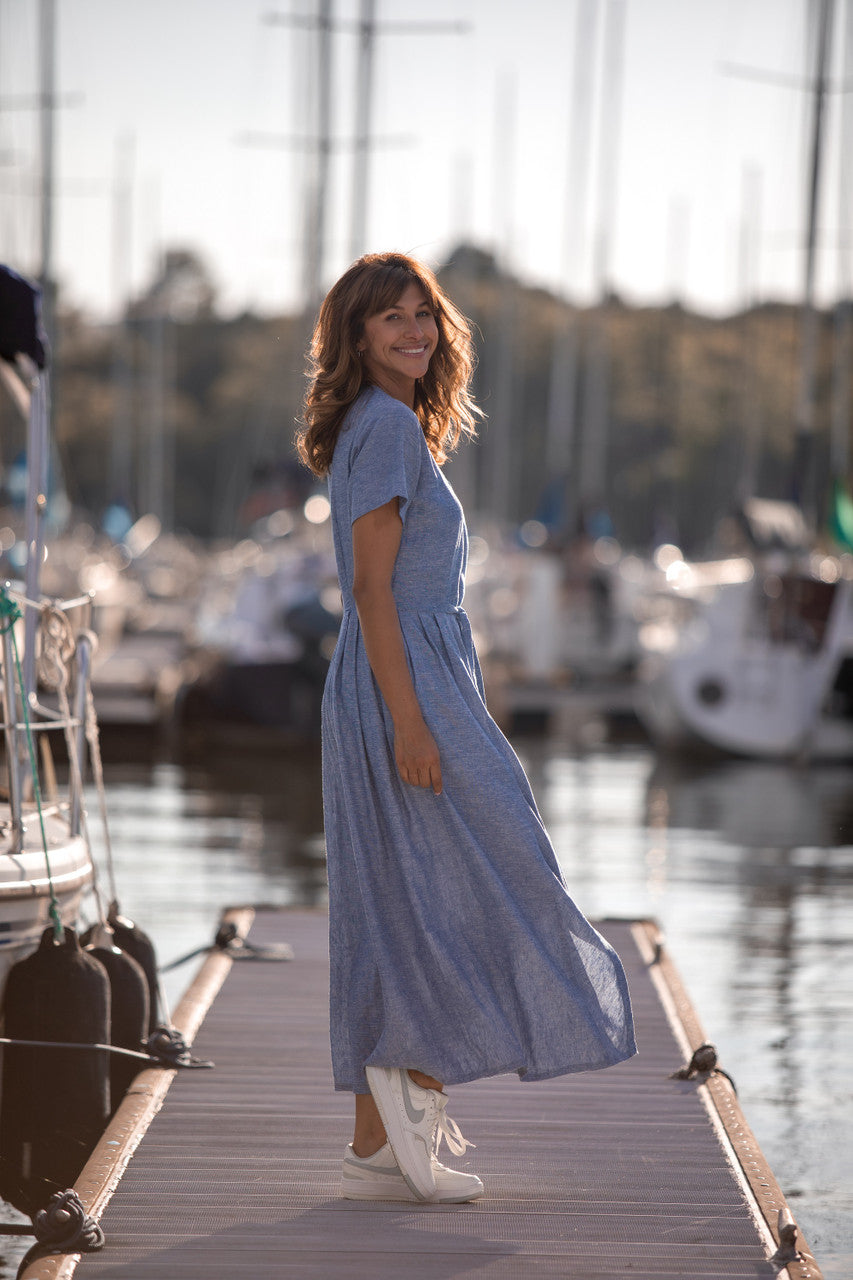 June Dress in Light Blue Linen/Cotton