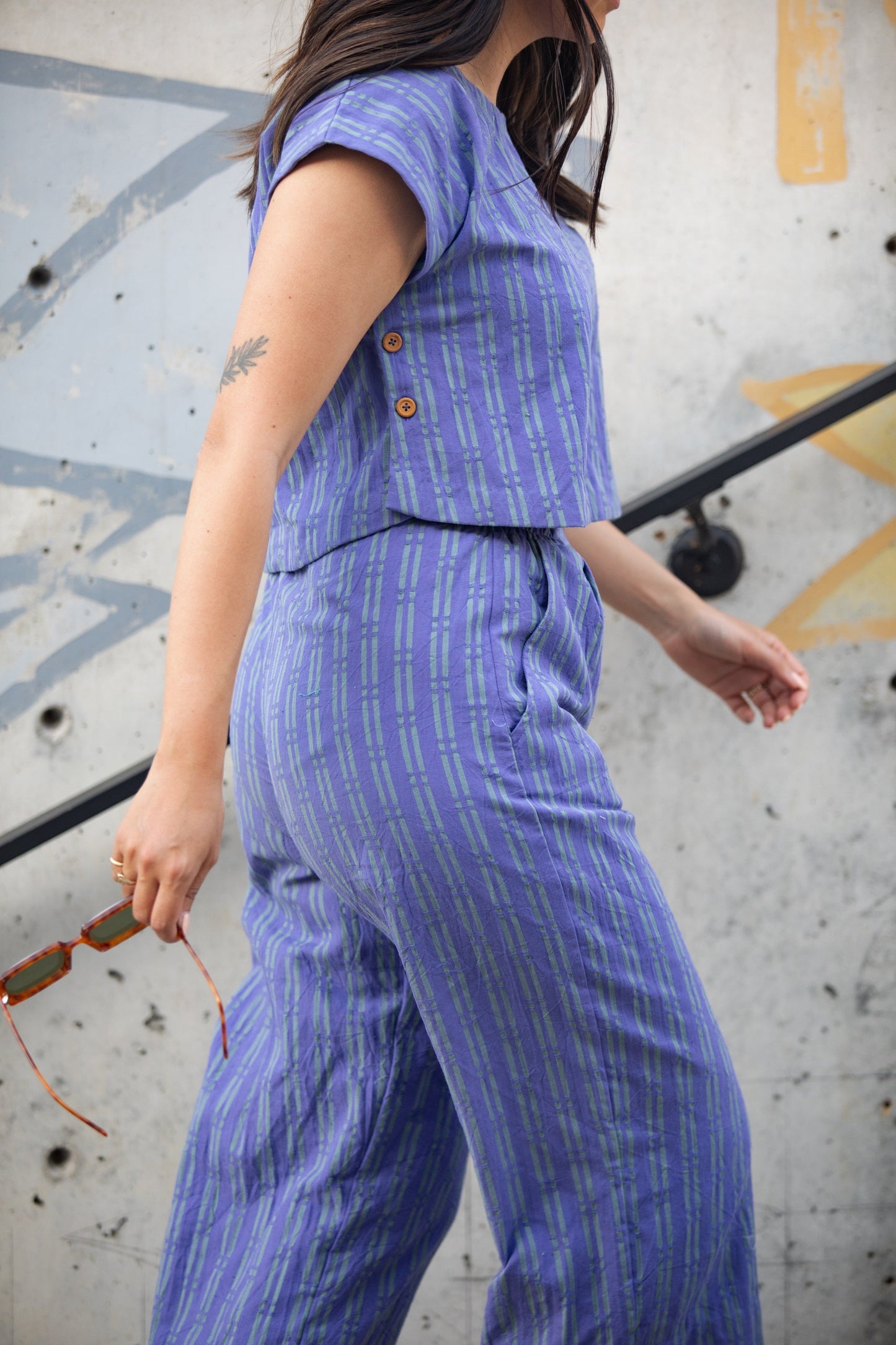Katie Handwoven Cotton Set in Periwinkle and Kelly Green - XS Pants Left