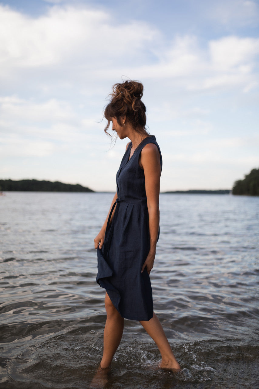 June Dress Sleeveless in Navy Linen - XL