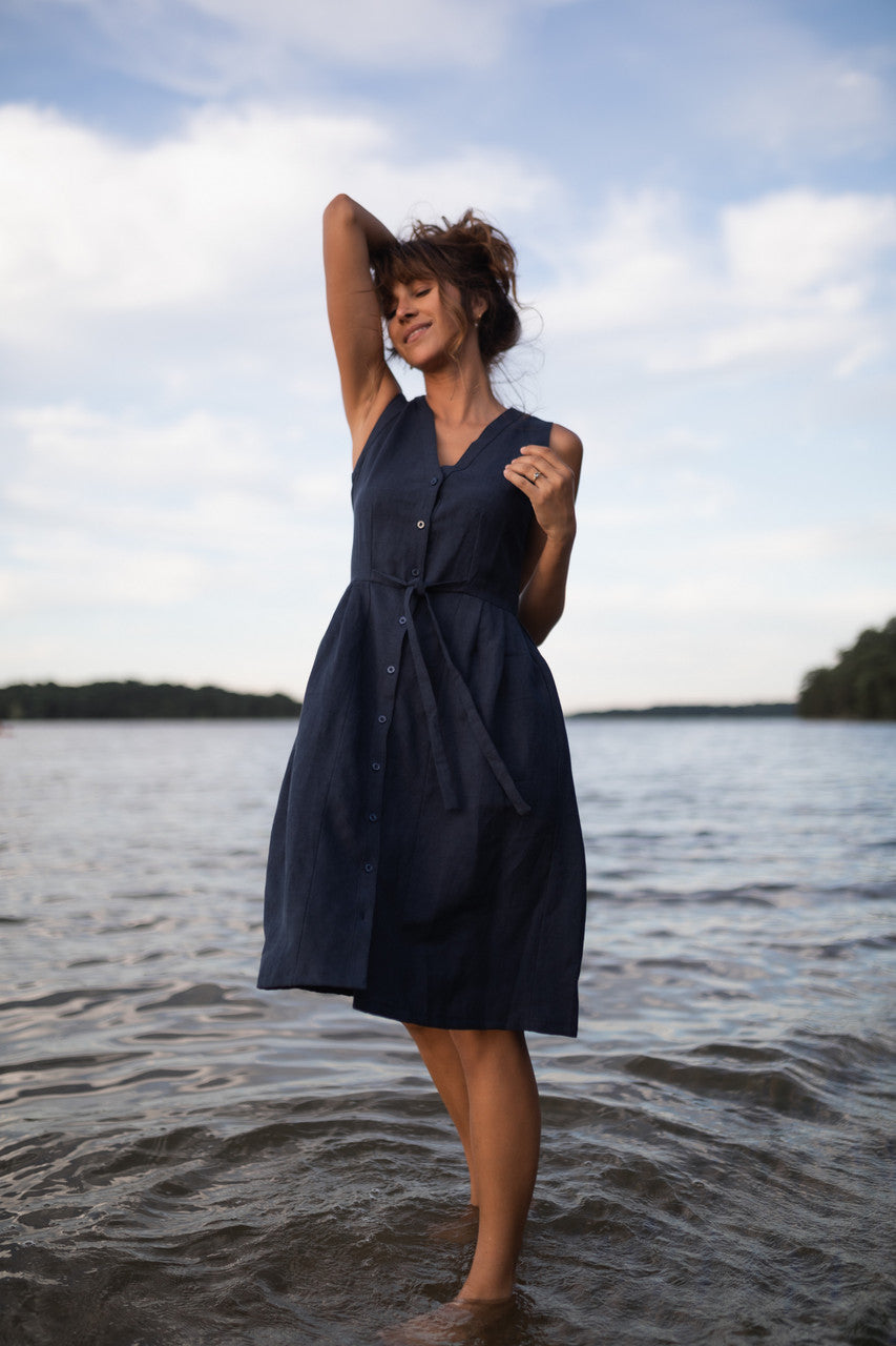 June Dress Sleeveless in Navy Linen - XL