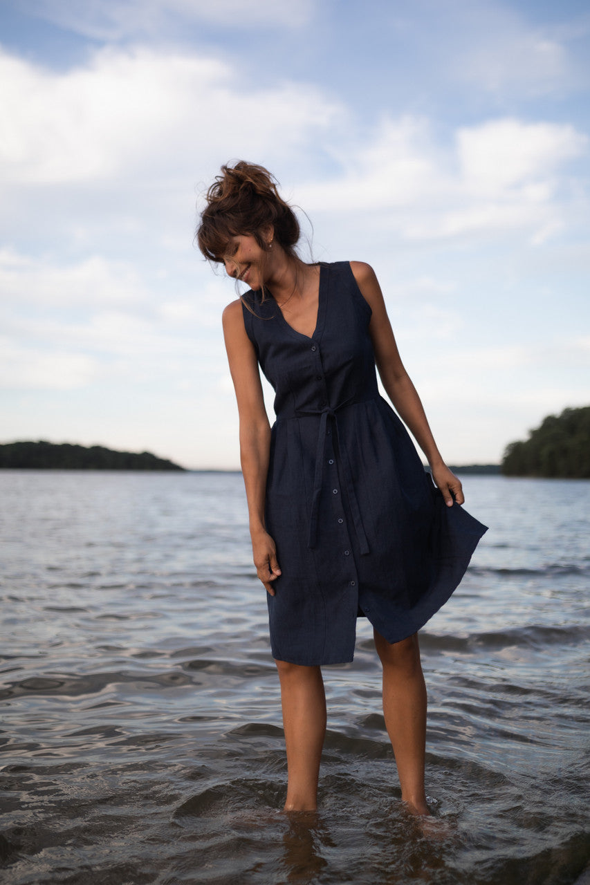 June Dress Sleeveless in Navy Linen - XL