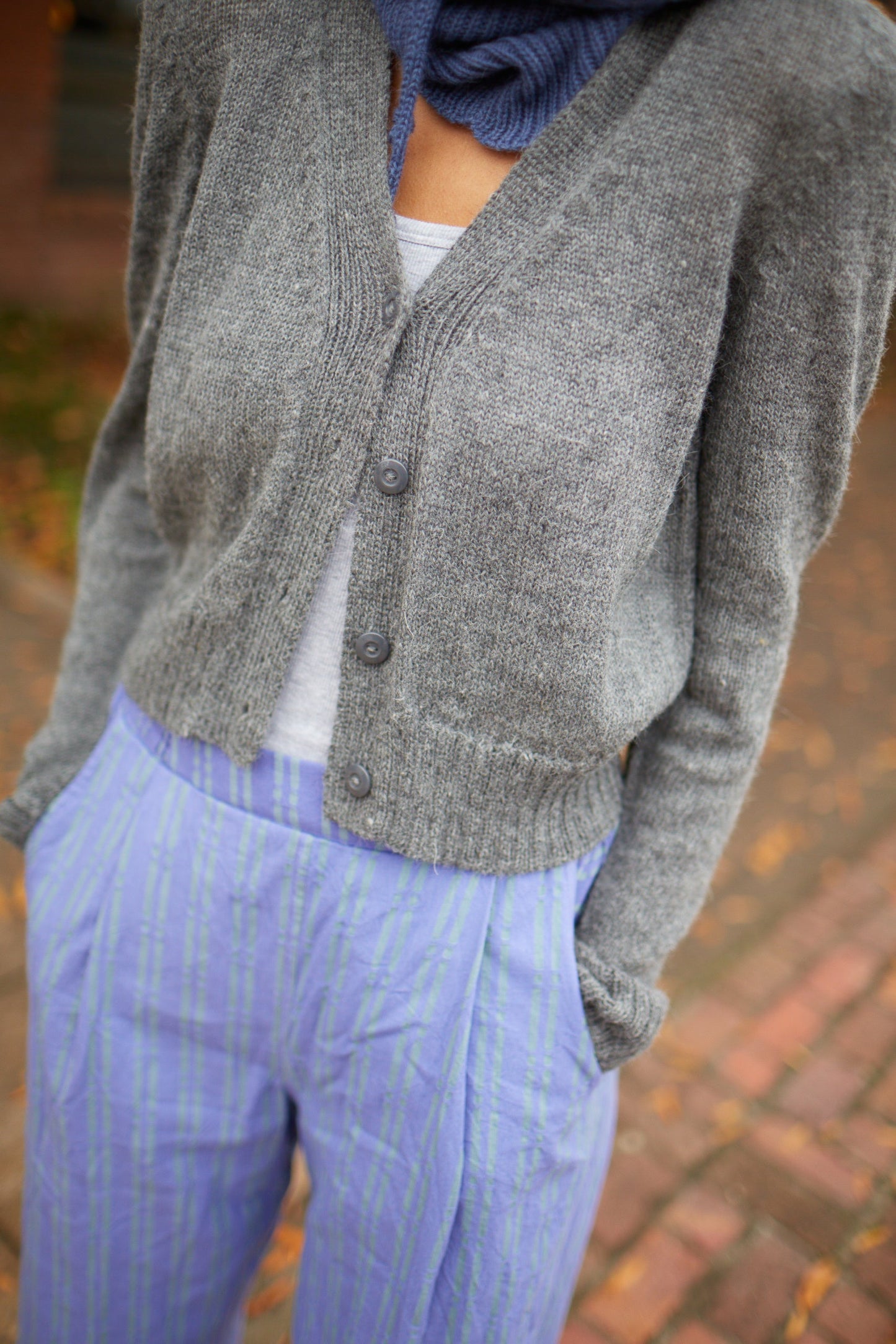 Katie Handwoven Cotton Set in Periwinkle and Kelly Green - XS Pants Left