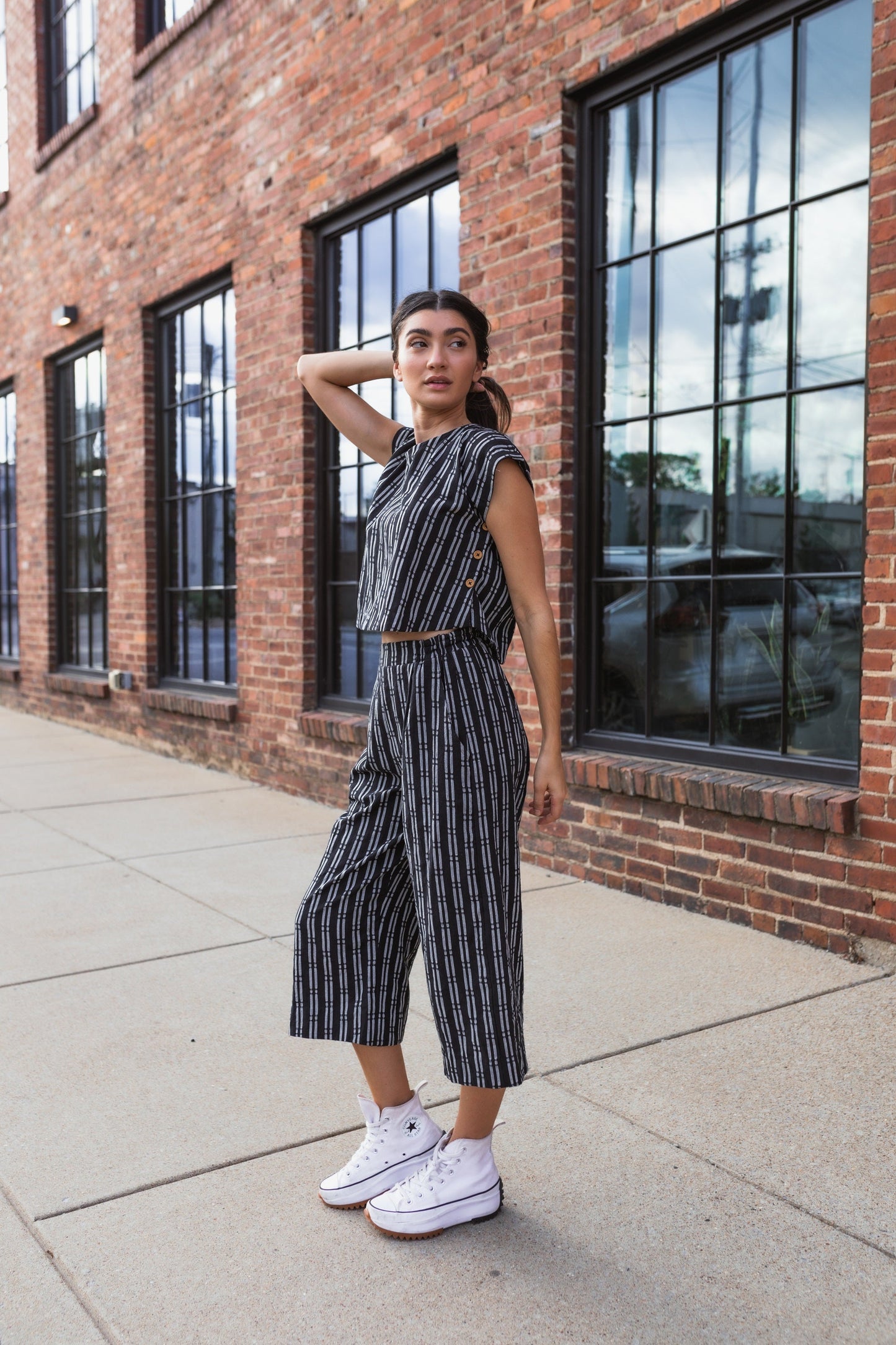 Katie Handwoven Cotton Set in Black and White