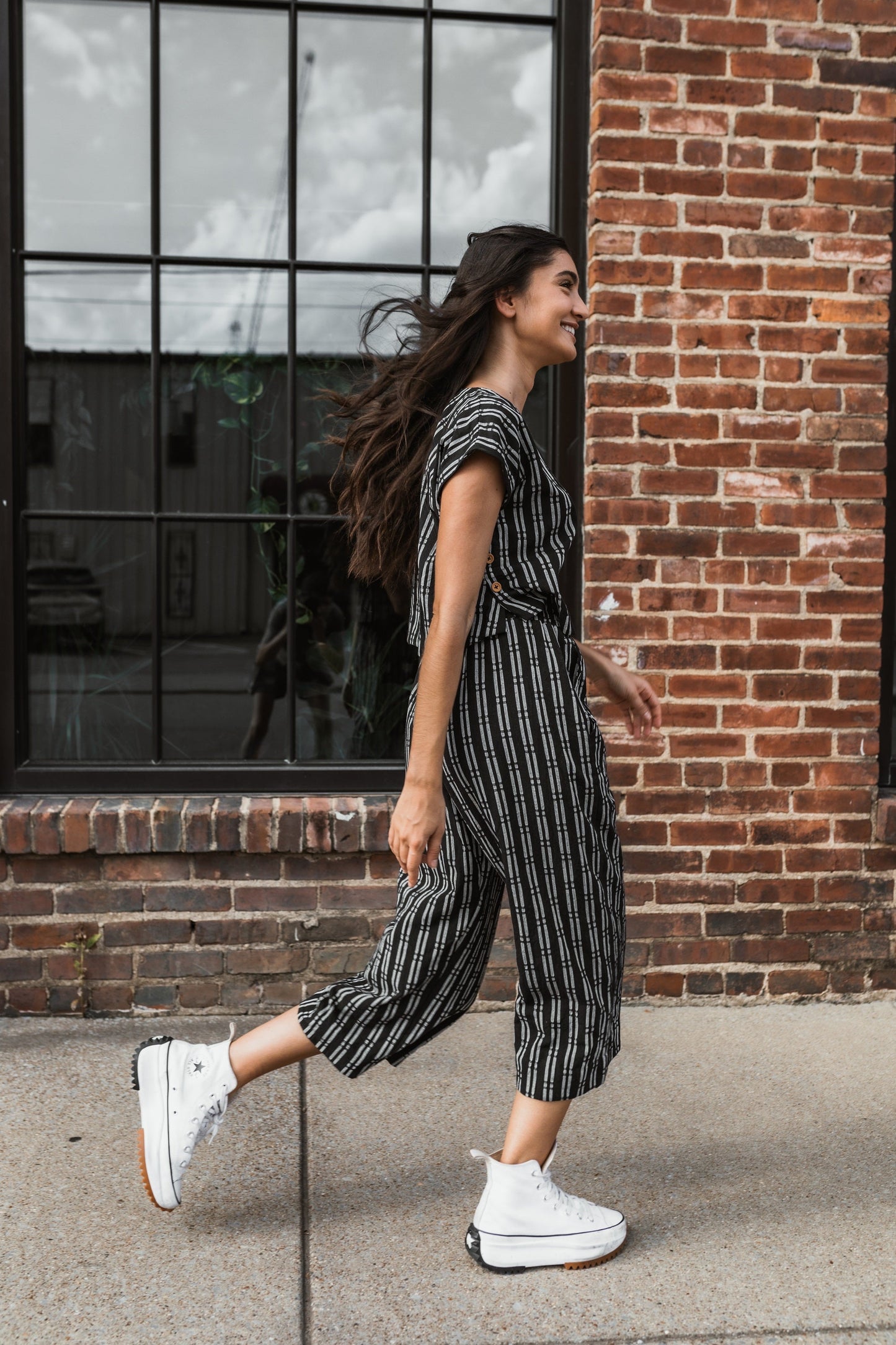 Katie Handwoven Cotton Set in Black and White