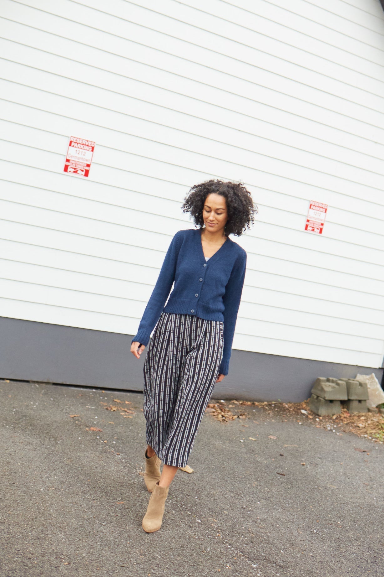 Katie Handwoven Cotton Set in Black and White